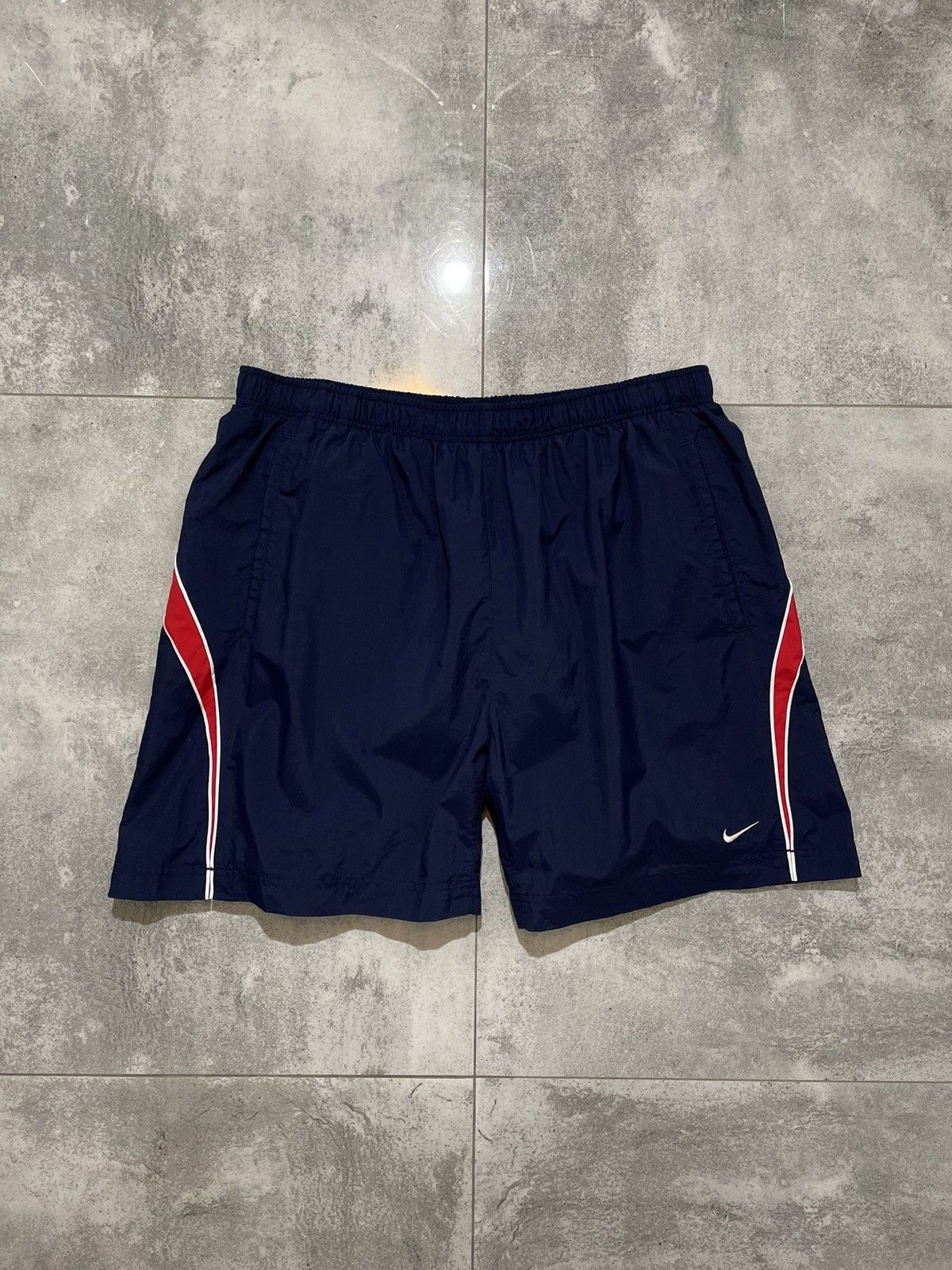 Nike × Vintage Nike vintage shorts Size US 38 / EU 54 - 1 Thumbnail