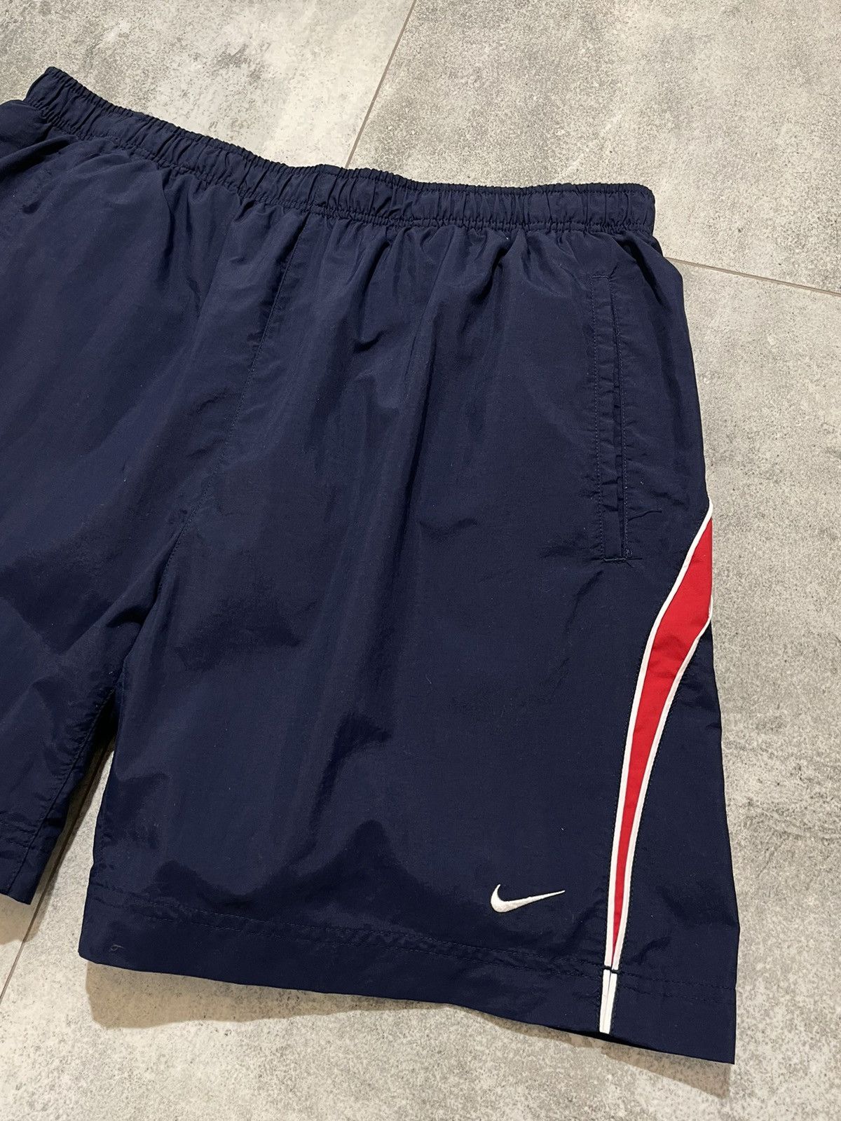 Nike × Vintage Nike vintage shorts Size US 38 / EU 54 - 3 Thumbnail