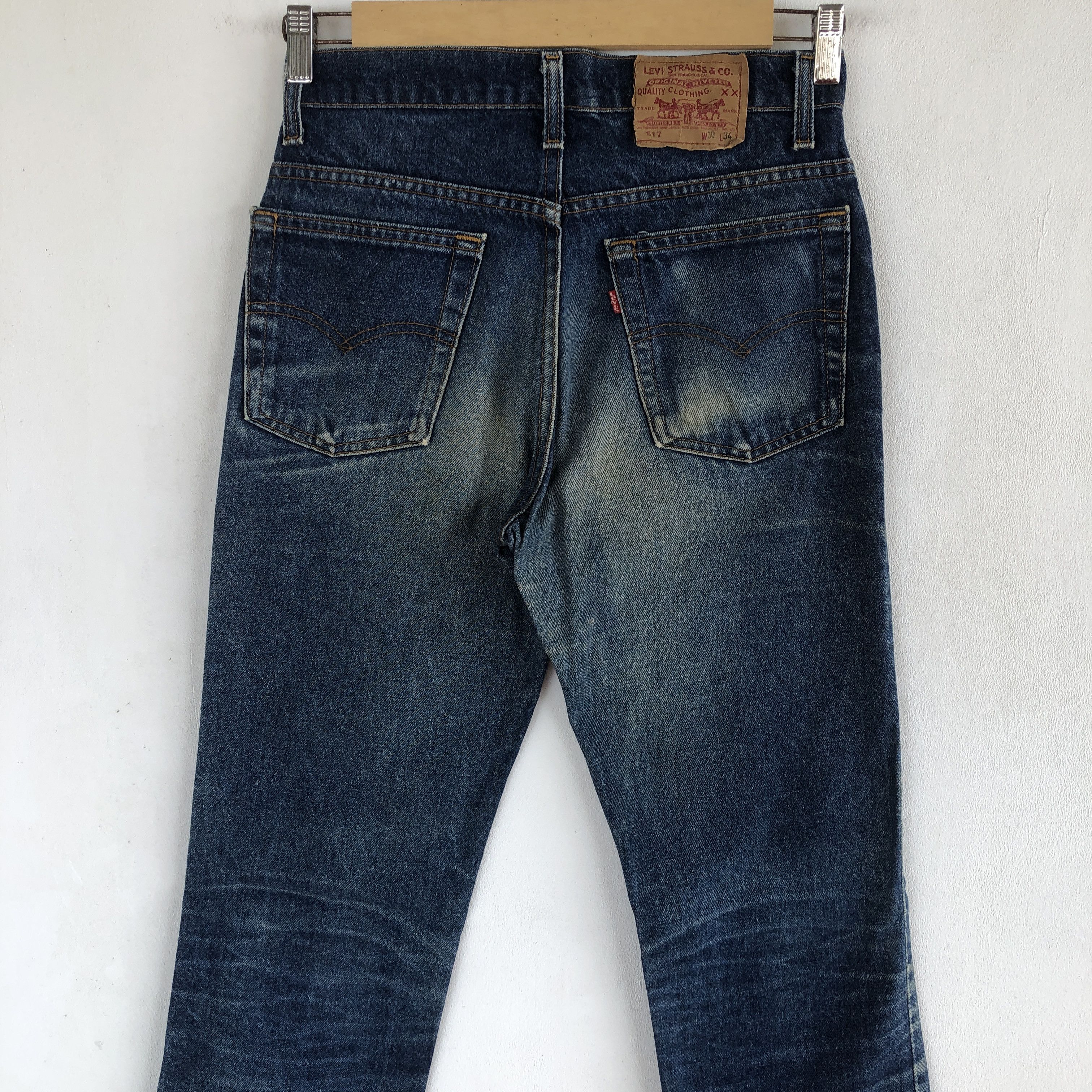 Levi's × Vintage Vintage Levis Bell Bottom Jeans Levi's 517 Boot Cut Denim Size 26" / US 2 / IT 38 - 4 Thumbnail