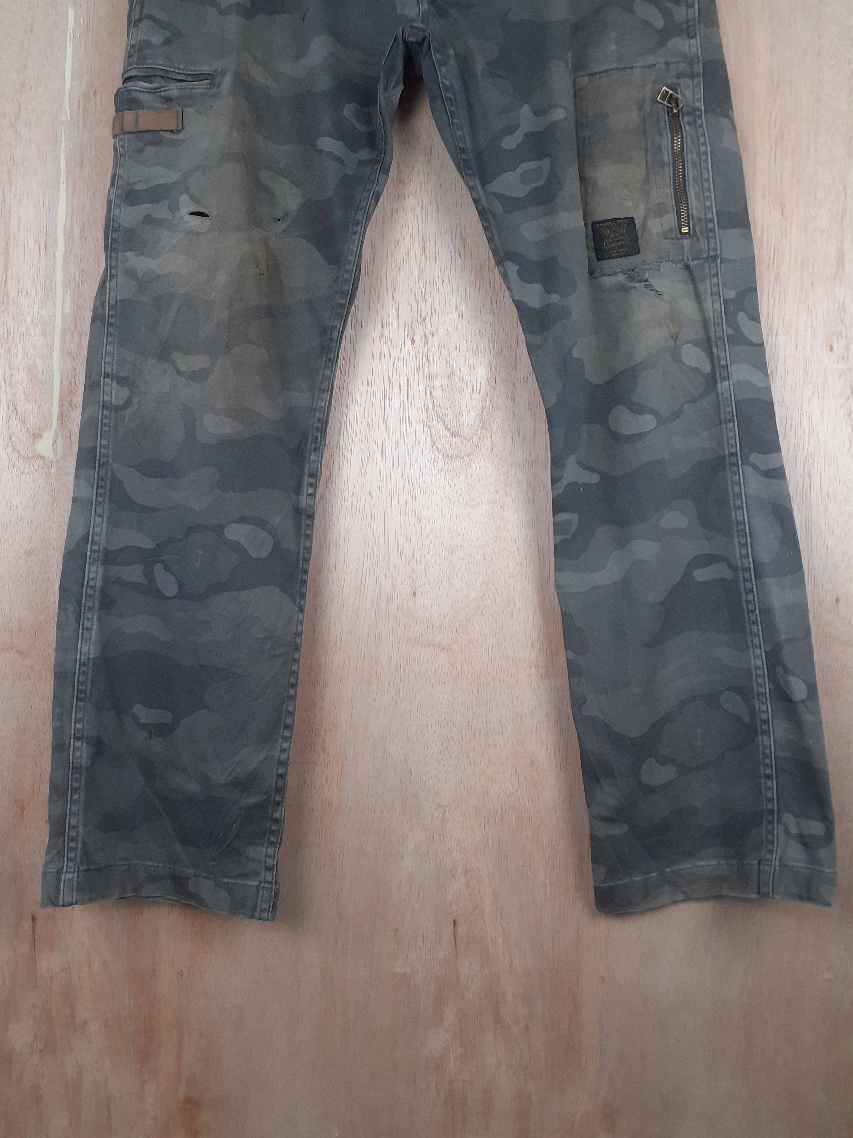 Edwin Edwin Golf distressed multipocket camo cargo pant #S241 Size US 36 / EU 52 - 3 Thumbnail