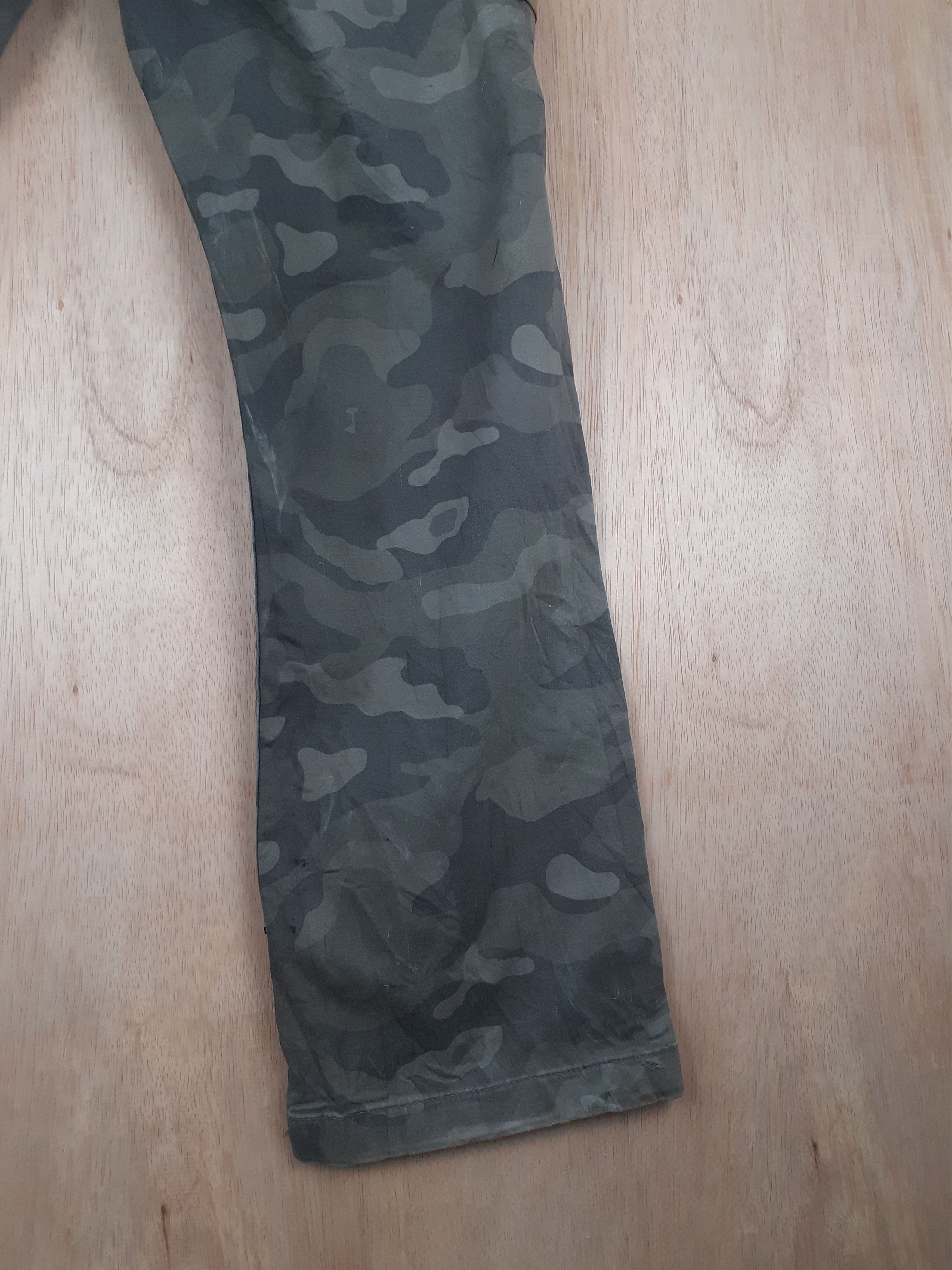 Edwin Edwin Golf distressed multipocket camo cargo pant #S241 Size US 36 / EU 52 - 15 Thumbnail