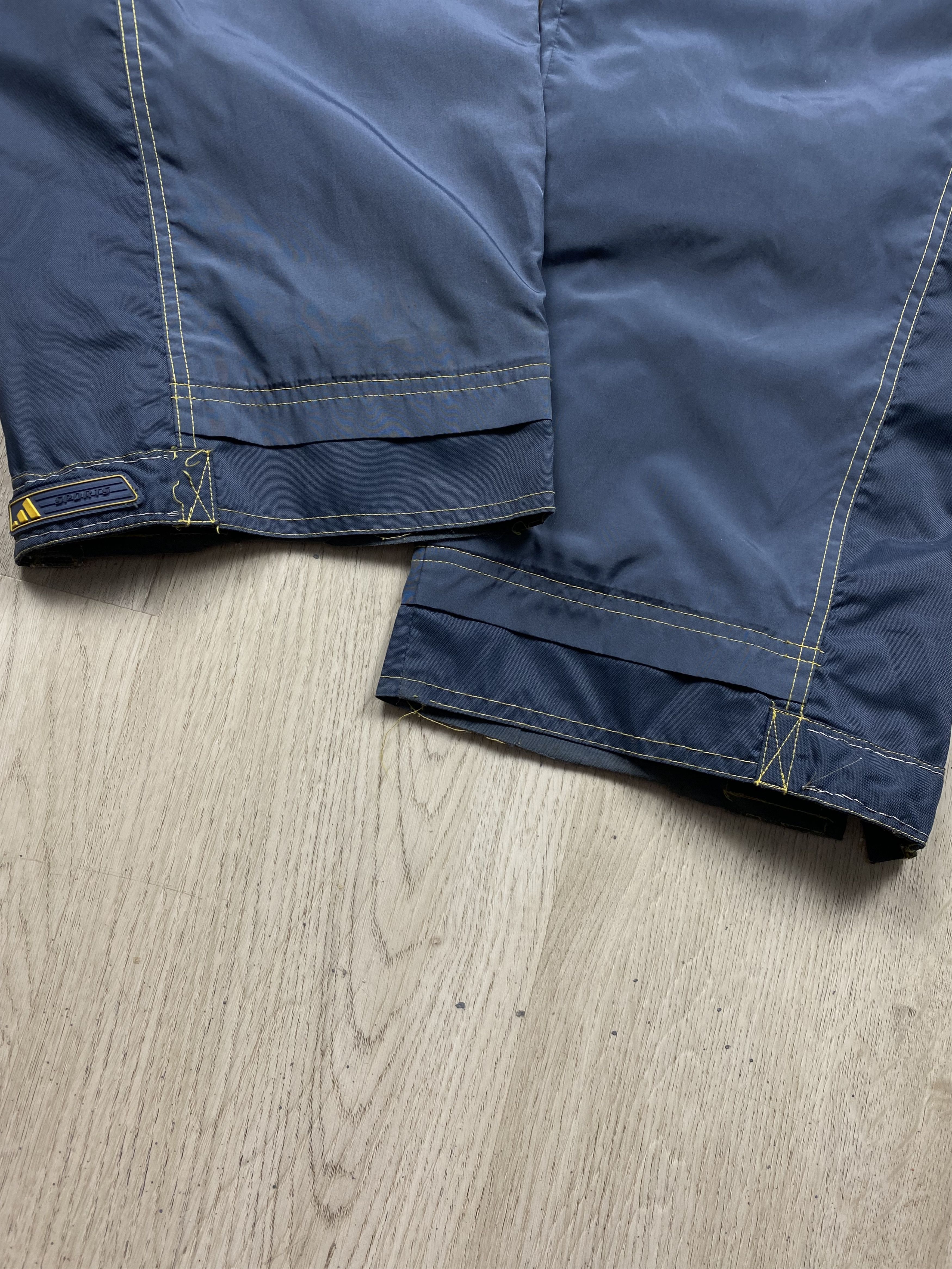 Adidas Adidas Vintage Mens Nylon Baggy Track Pants Drill style Y2K Size US 32 / EU 48 - 4 Thumbnail