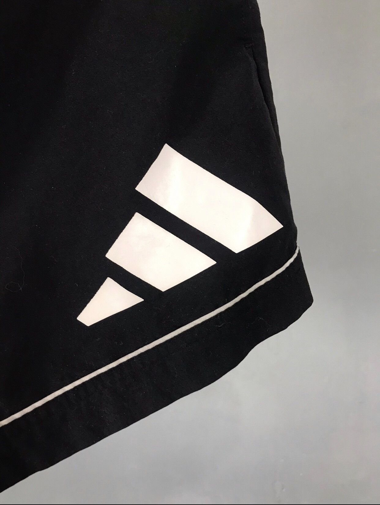 Adidas Adidas Vintage Sportwear Black Shorts Size US 32 / EU 48 - 3 Thumbnail