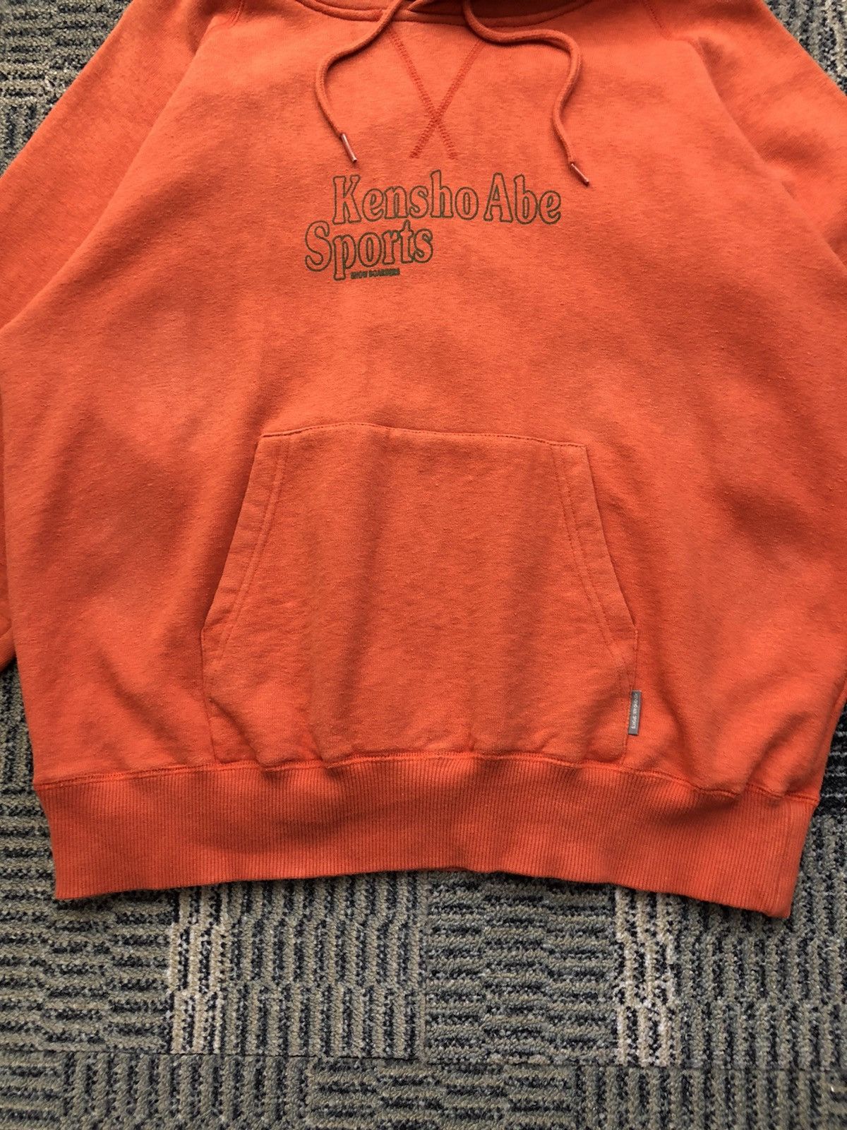 Kensho Abe Vintage Kensho Abe Sports Snow Boarders Orange Hoodie Size US M / EU 48-50 / 2 - 12 Thumbnail