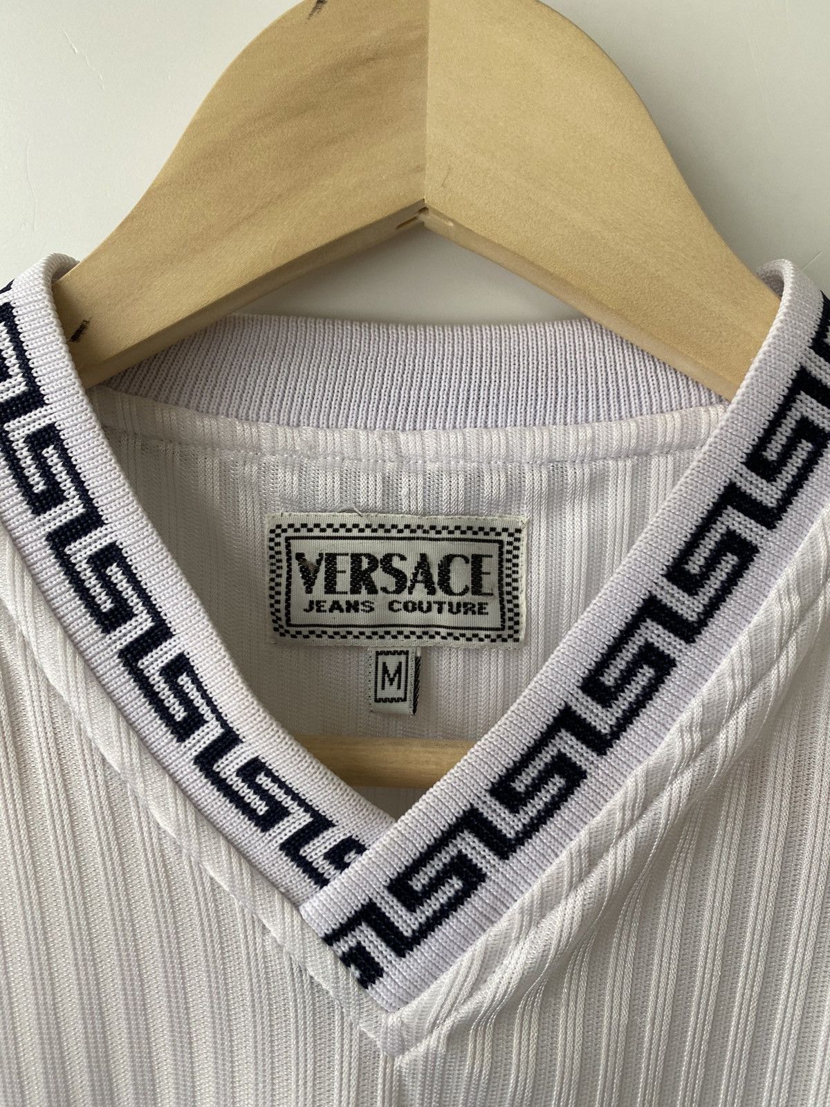 Versace × Versace Jeans Couture × Vintage Vintage 90s Versace Jeans Couture t-shirt Y2K Size US M / EU 48-50 / 2 - 4 Thumbnail