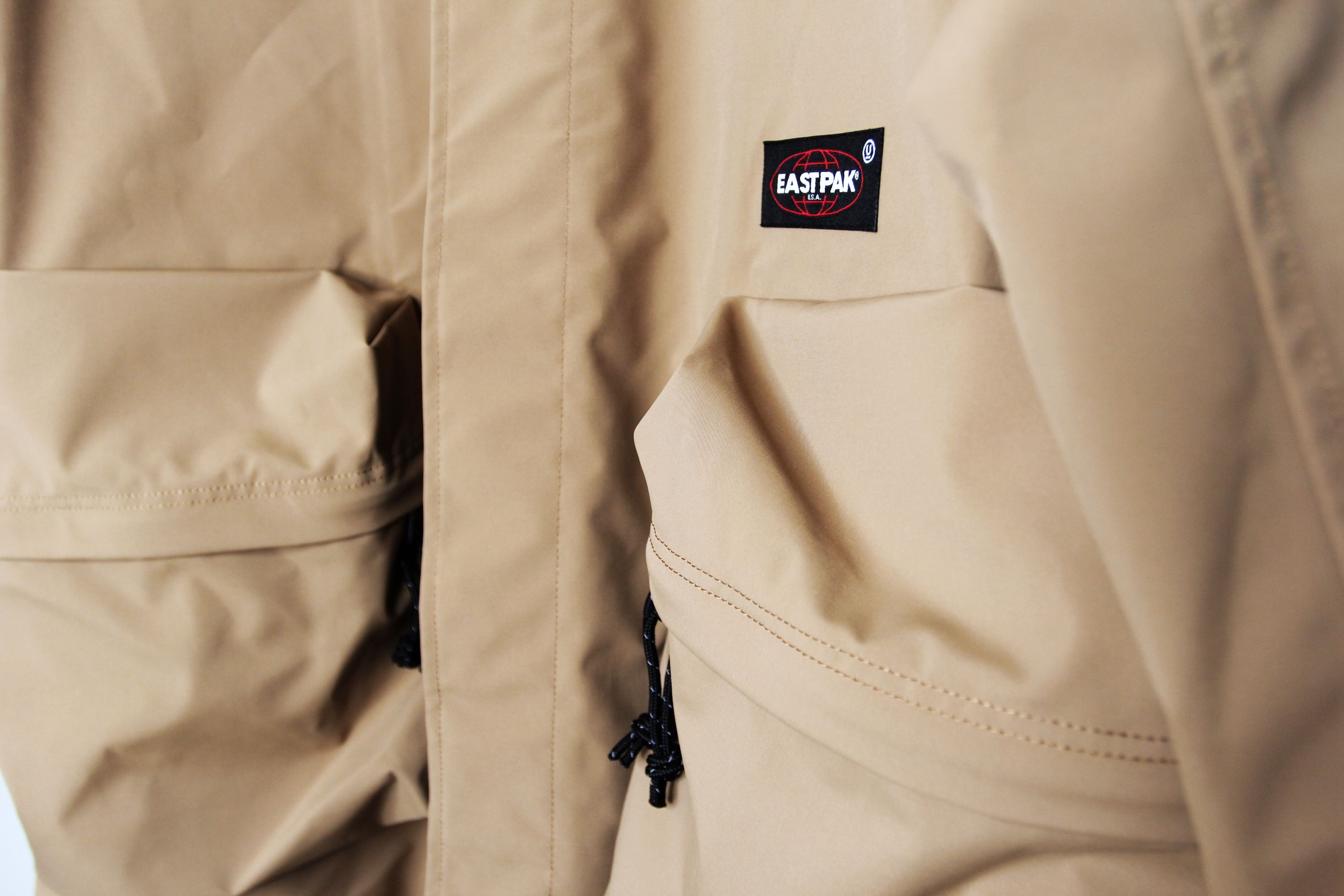 Undercover BNWT SS22 UNDERCOVER x EASTPAK NYLON COAT 3 Size US L / EU 52-54 / 3 - 5 Thumbnail