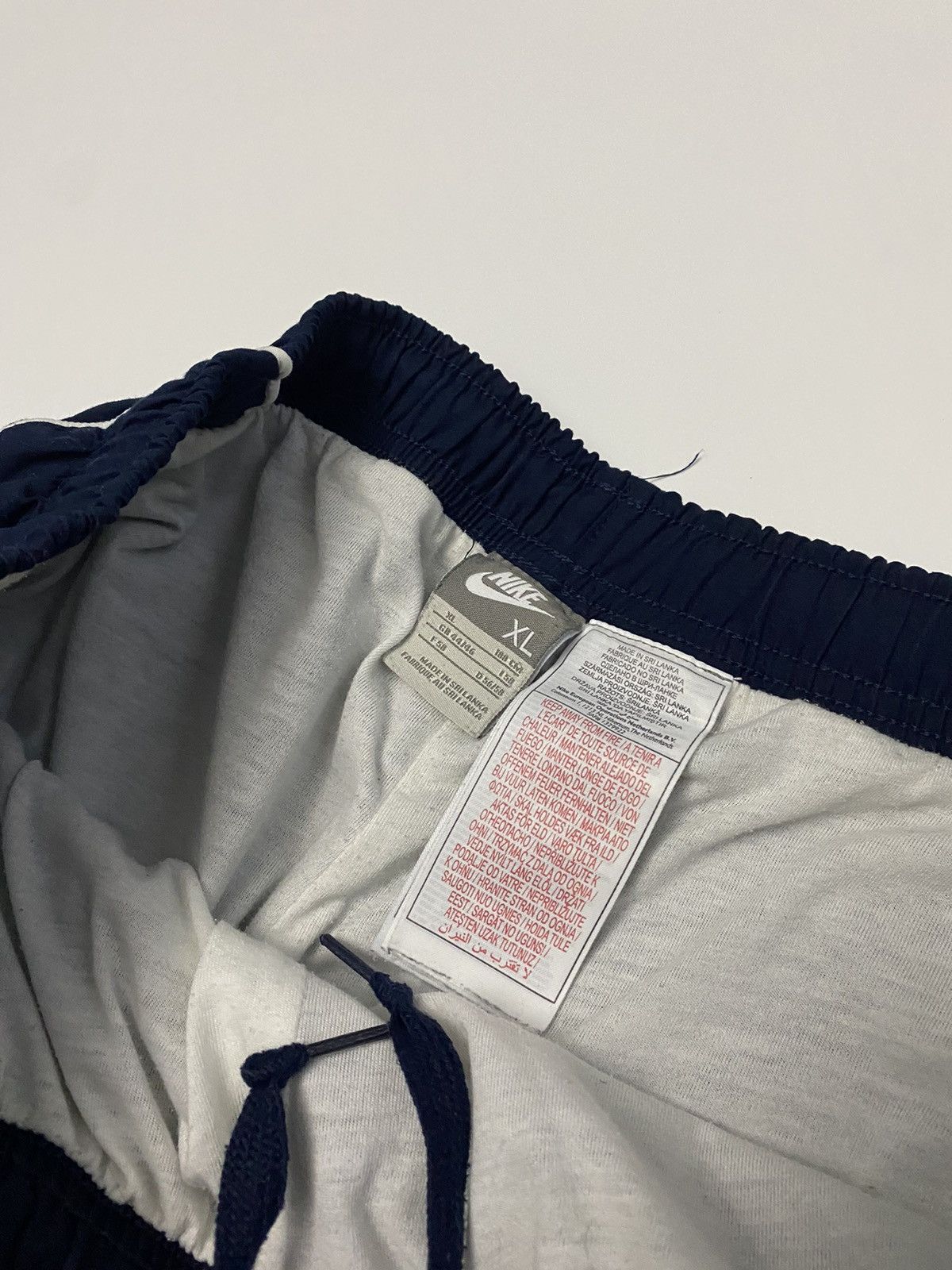 Nike Vintage y2k nike track pants navy blue size XL Size US 32 / EU 48 - 4 Thumbnail