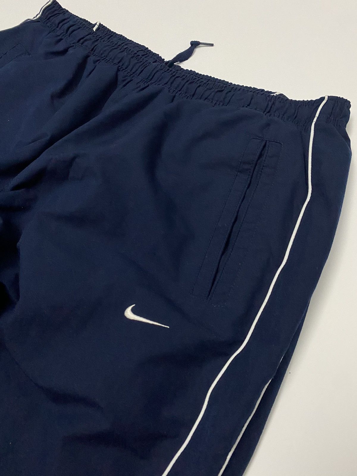Nike Vintage y2k nike track pants navy blue size XL Size US 32 / EU 48 - 3 Thumbnail