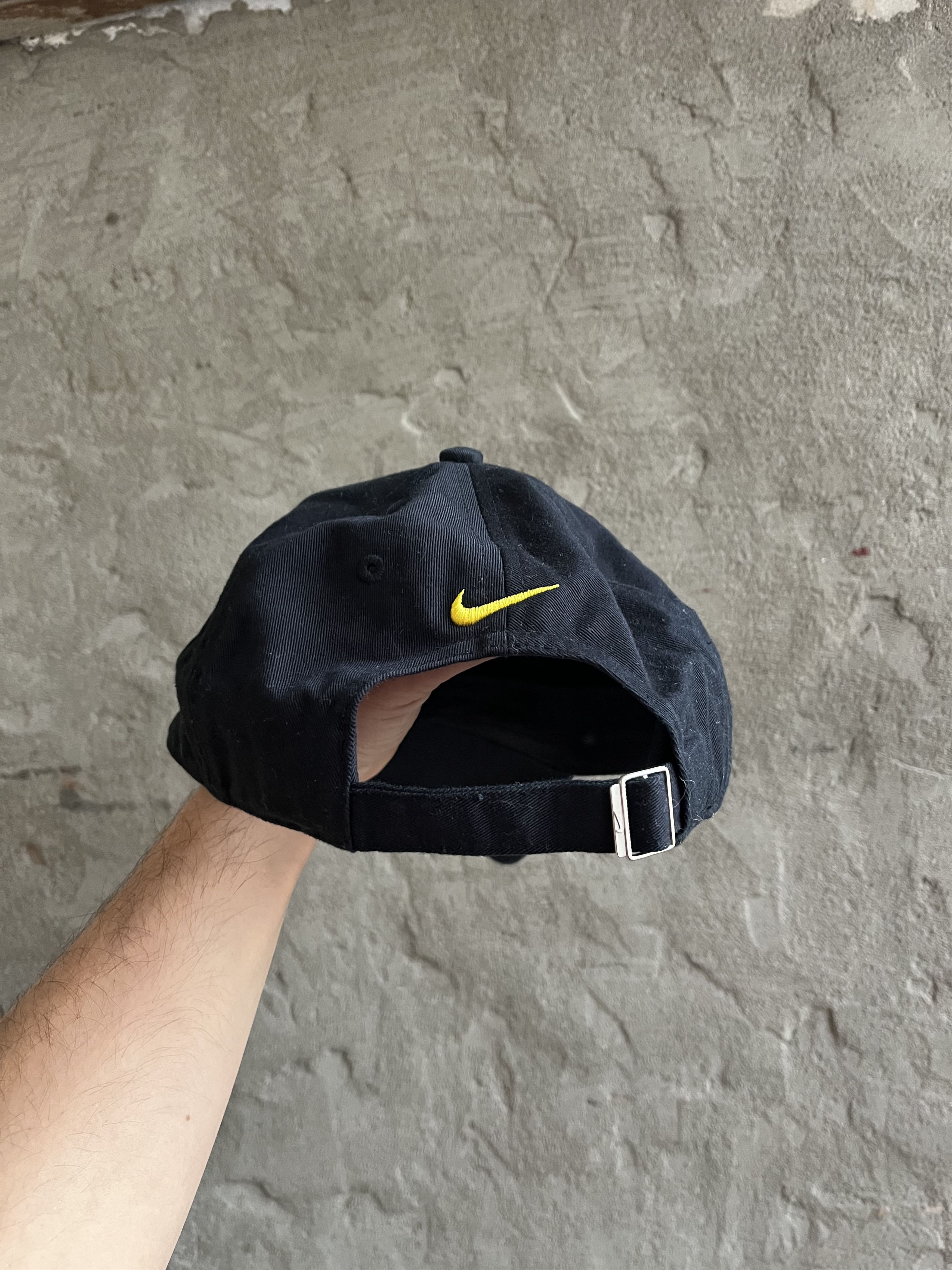 Nike Mens Vintage Nike livestrong swoosh cap hats streetwear Size ONE SIZE - 4 Thumbnail