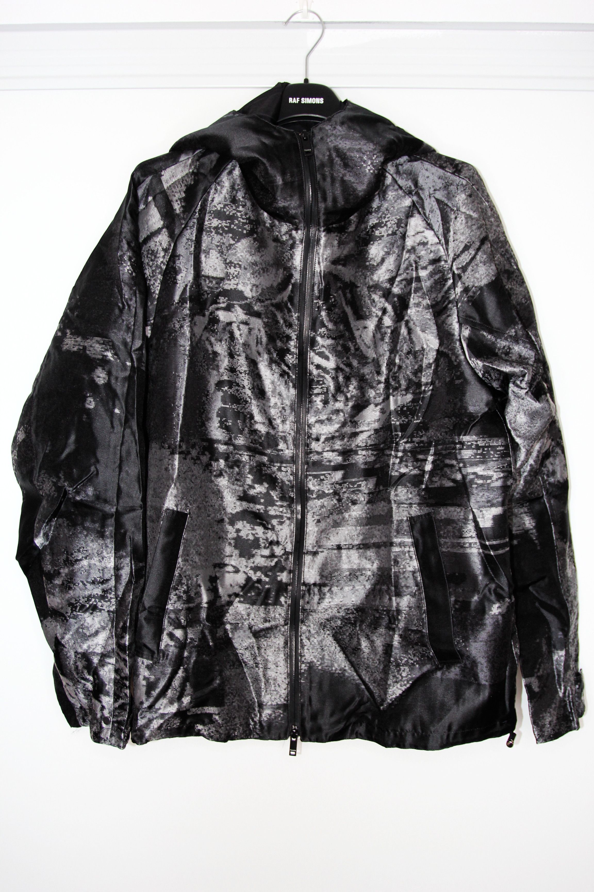 TAAKK BNWOT AW19 TAAKK BLACK GLITCH SCULPTURE NYLON JACKET M Size US M / EU 48-50 / 2 - 2 Thumbnail