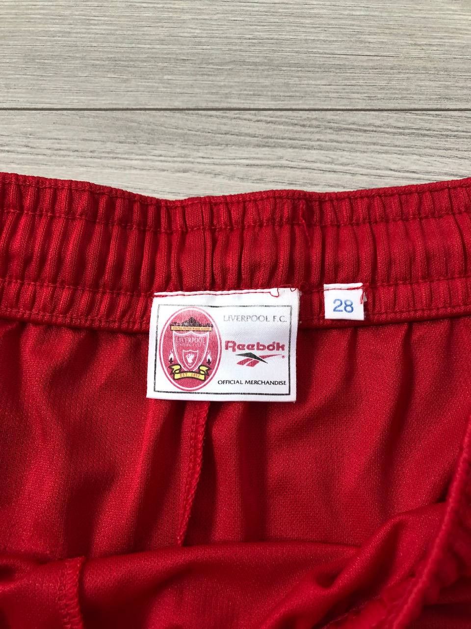 Reebok Liverpool FC Reebok vintage football soccer shorts Size US 32 / EU 48 - 10 Thumbnail