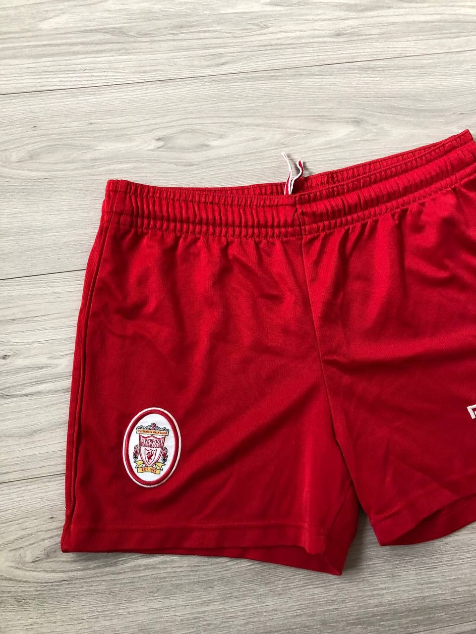 Reebok Liverpool FC Reebok vintage football soccer shorts Size US 32 / EU 48 - 2 Thumbnail