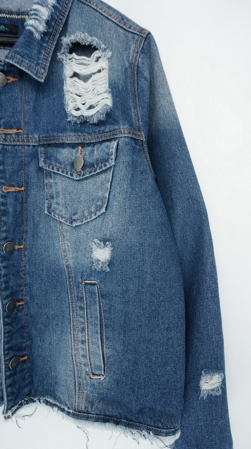 Japanese Brand Rue 21 Distressed Ripped Women Denim Jacket Size ONE SIZE - 5 Thumbnail