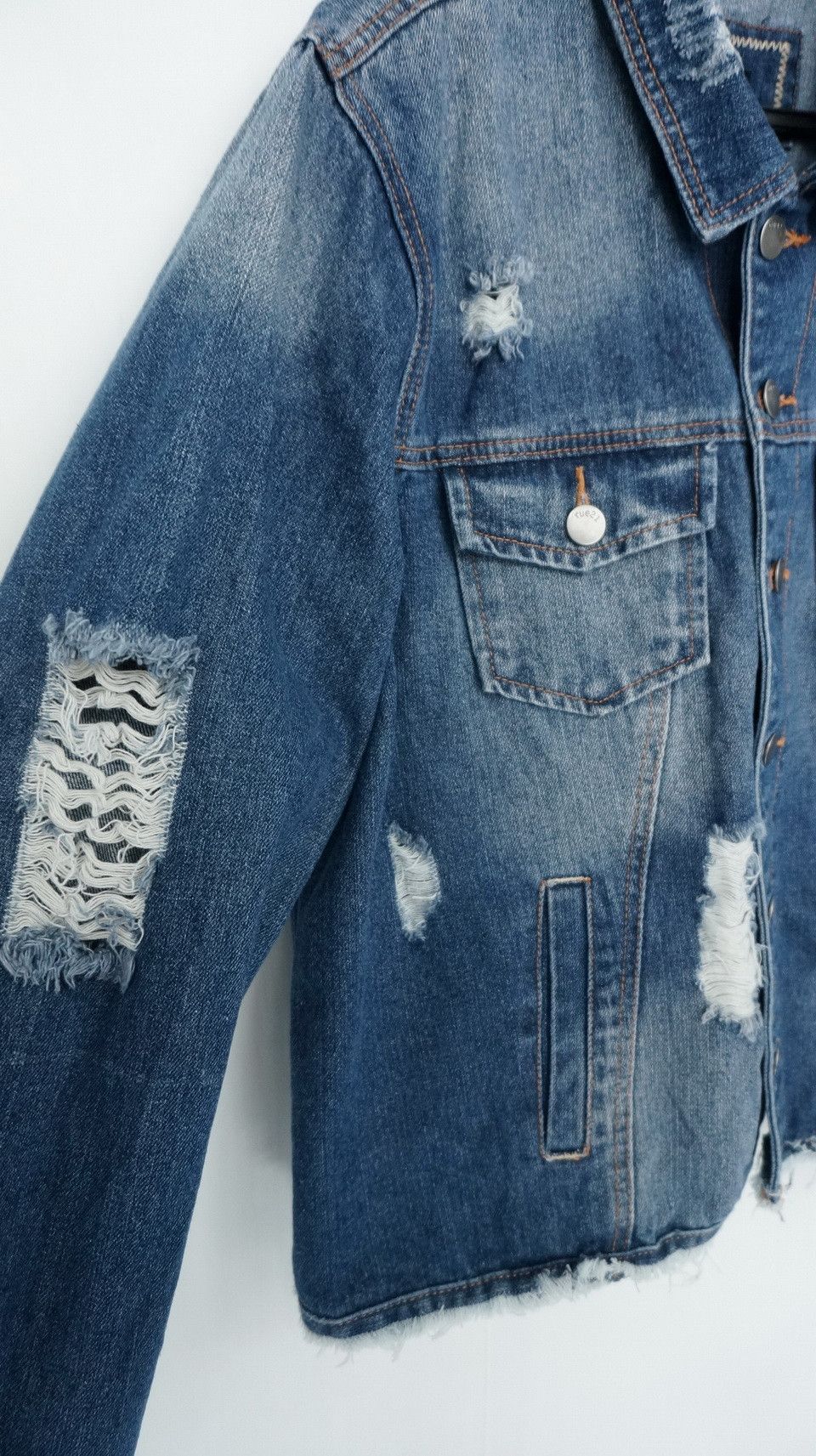 Japanese Brand Rue 21 Distressed Ripped Women Denim Jacket Size ONE SIZE - 6 Thumbnail