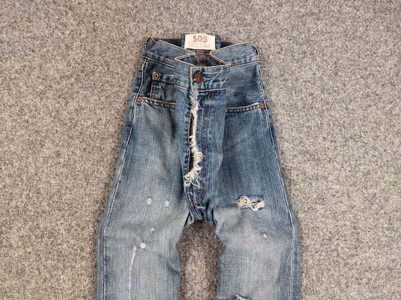Levi's Vintage 90s Levis 505 Limited Edition Distressed Denim Jeans Size US 34 / EU 50 - 7 Thumbnail