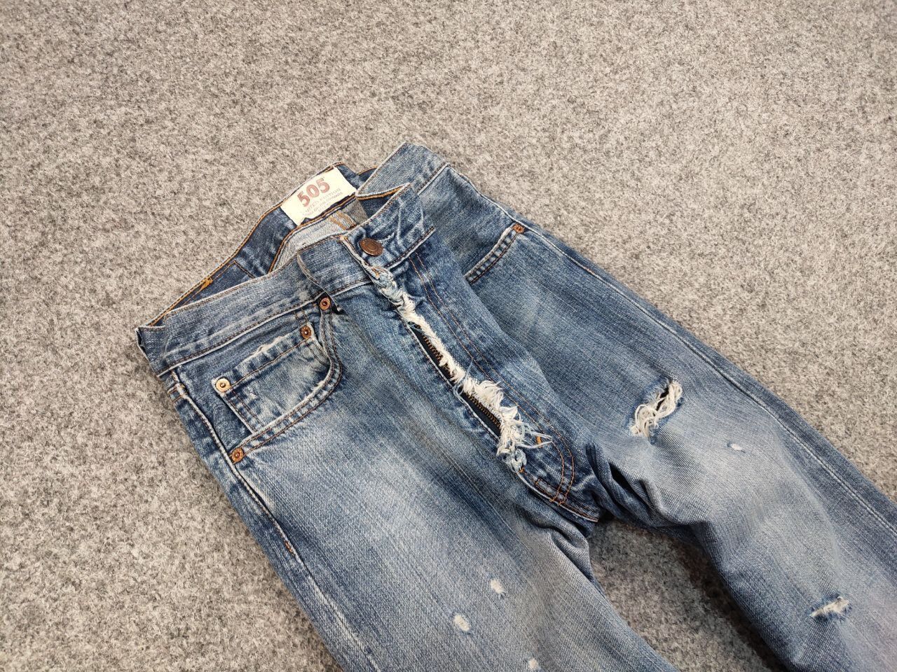 Levi's Vintage 90s Levis 505 Limited Edition Distressed Denim Jeans Size US 34 / EU 50 - 11 Thumbnail