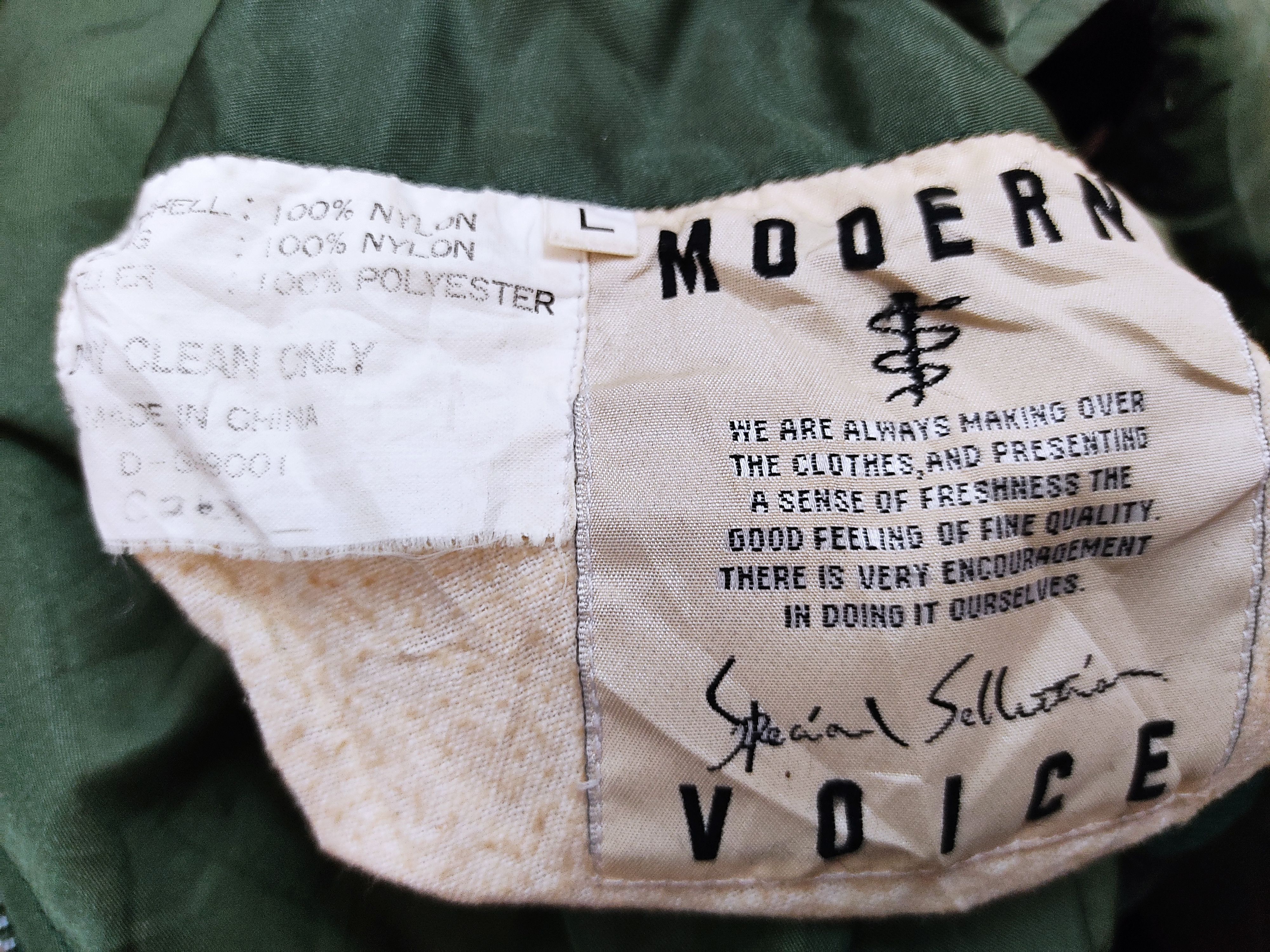 Other bomber jacket modern voice Size US M / EU 48-50 / 2 - 5 Thumbnail