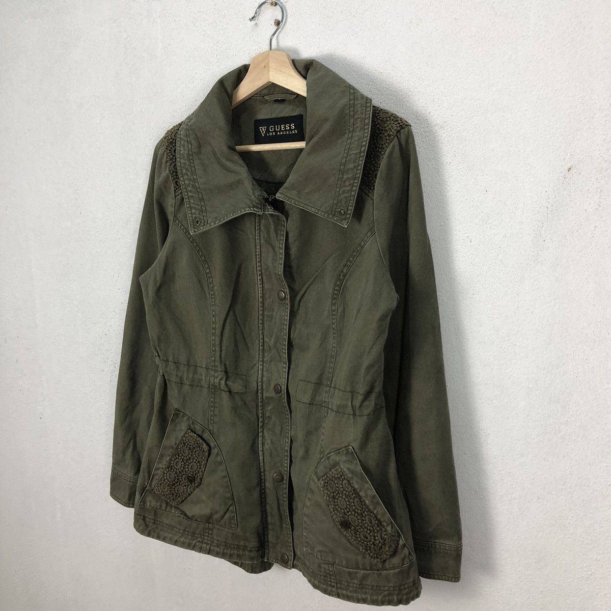 Japanese Brand VINTAGE GUESS LOS ANGELES CARGO JACKET MULTI POCKET Size US M / EU 48-50 / 2 - 2 Thumbnail