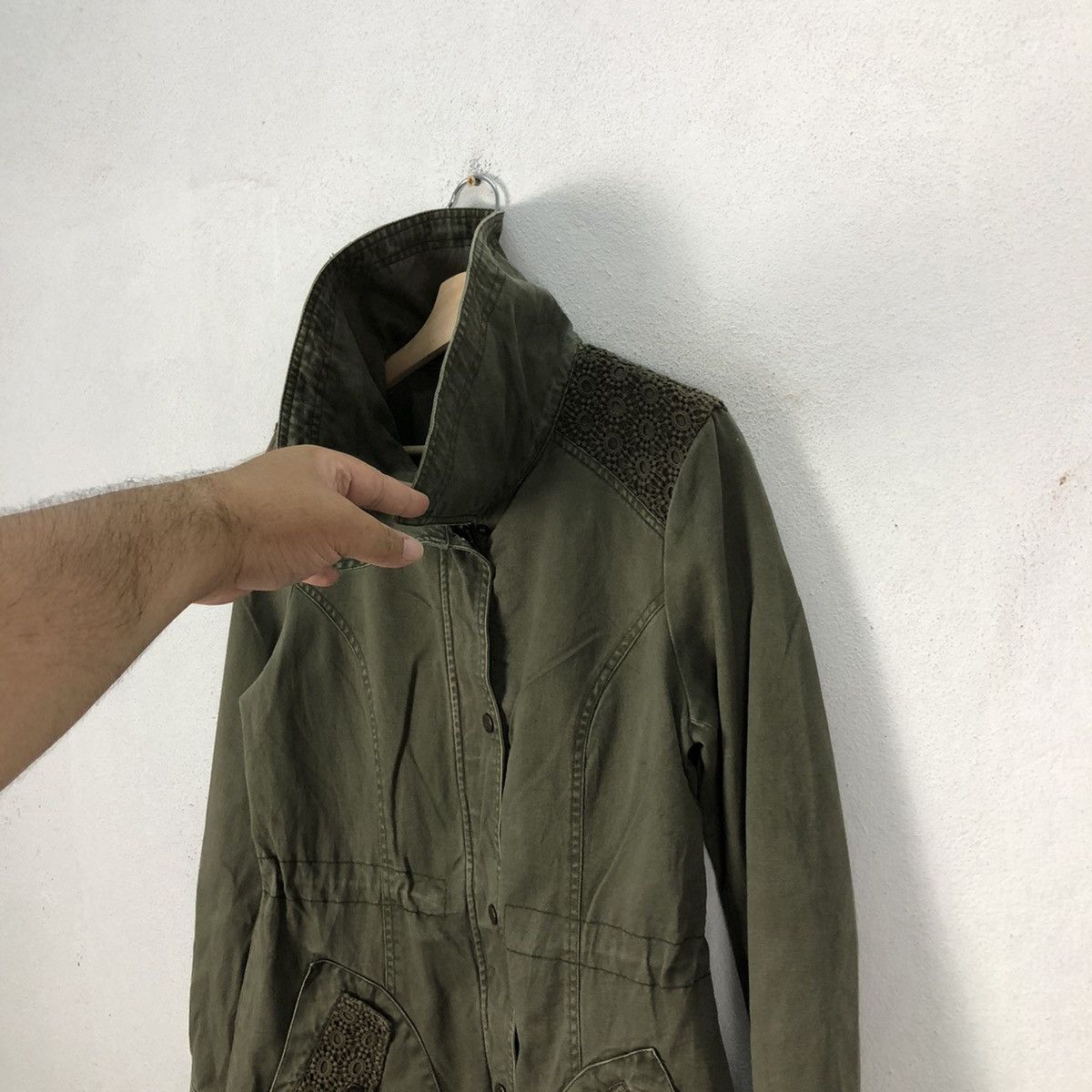 Japanese Brand VINTAGE GUESS LOS ANGELES CARGO JACKET MULTI POCKET Size US M / EU 48-50 / 2 - 11 Thumbnail