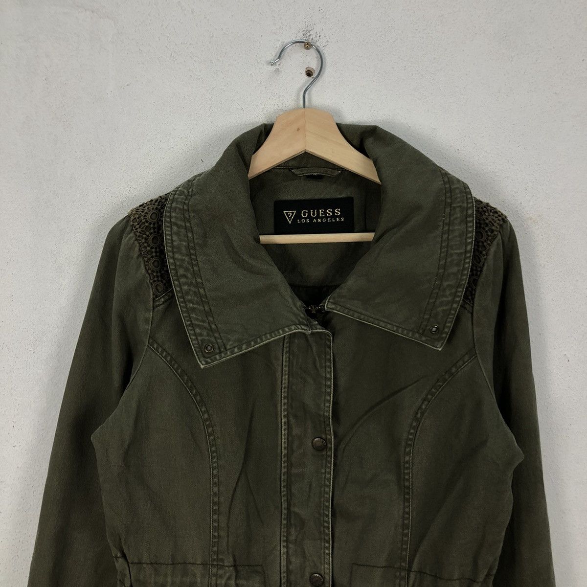 Japanese Brand VINTAGE GUESS LOS ANGELES CARGO JACKET MULTI POCKET Size US M / EU 48-50 / 2 - 3 Thumbnail