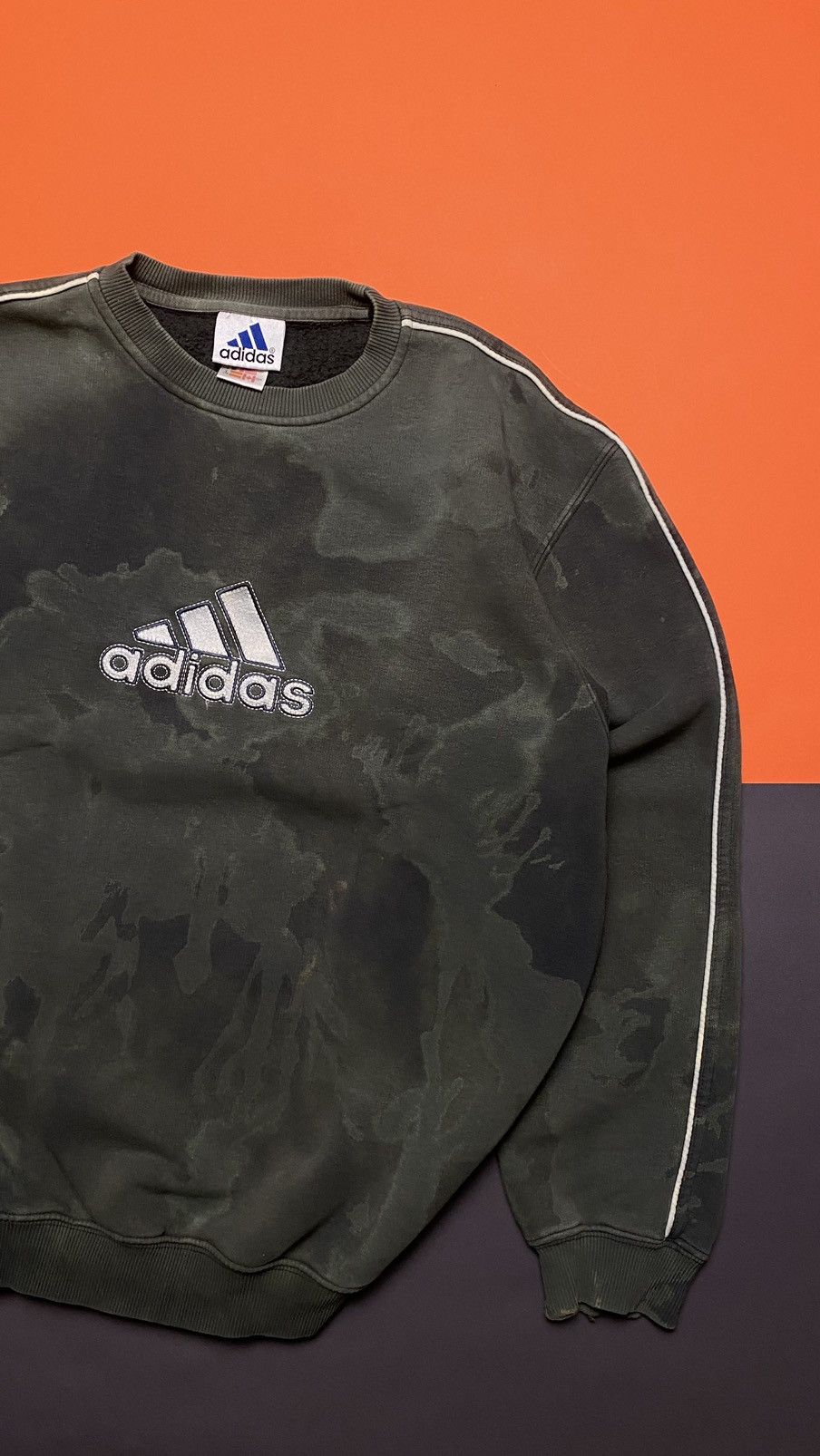 Vintage Vintage Adidas big logo sweatshirt Size US L / EU 52-54 / 3 - 2 Thumbnail