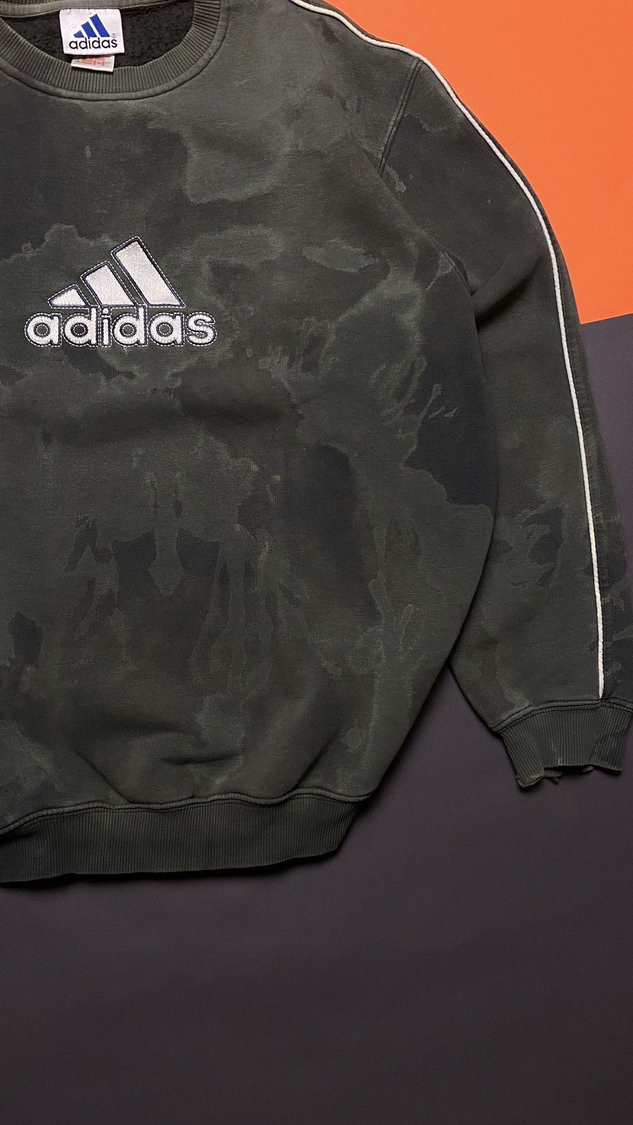 Vintage Vintage Adidas big logo sweatshirt Size US L / EU 52-54 / 3 - 3 Thumbnail