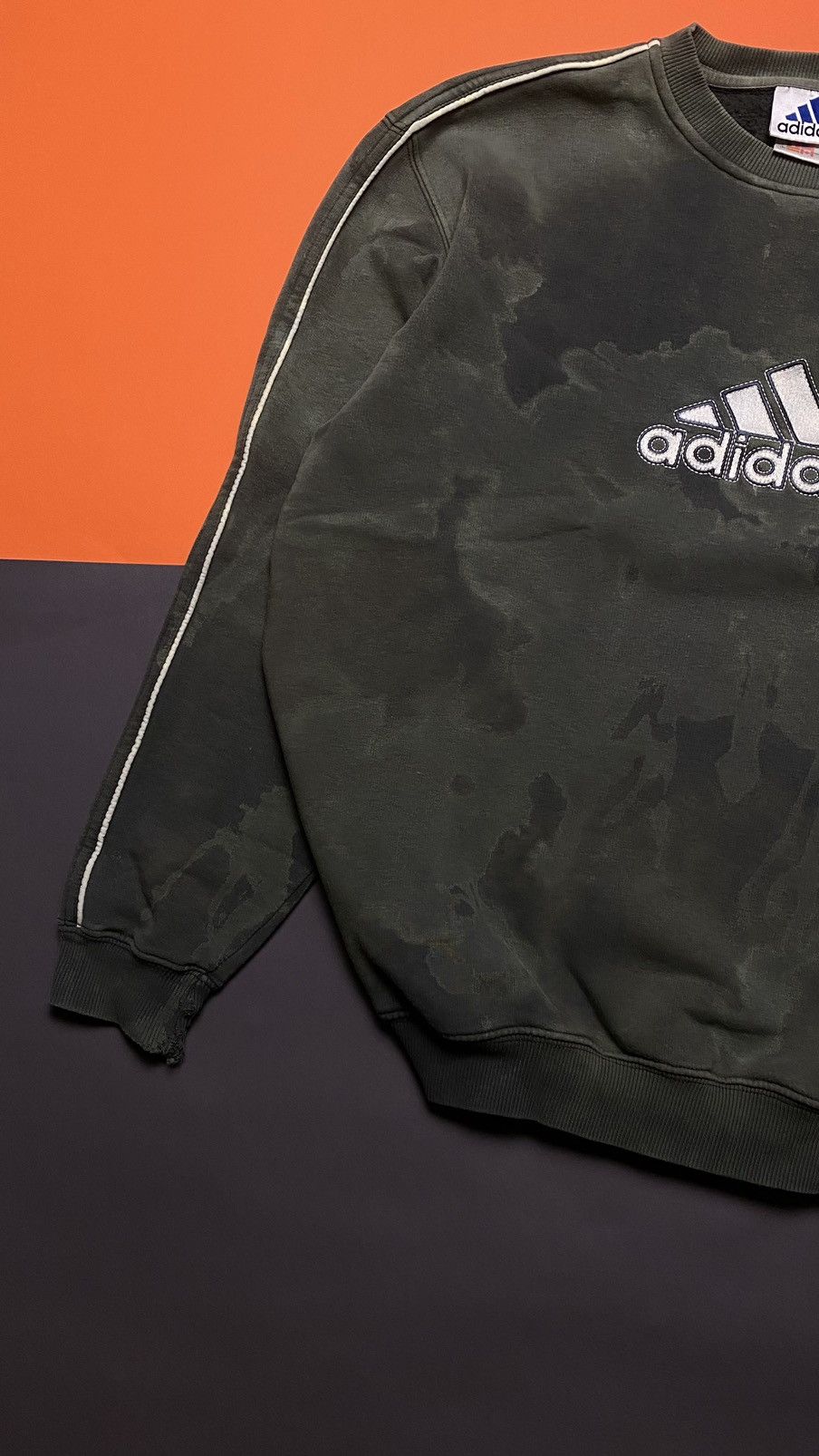 Vintage Vintage Adidas big logo sweatshirt Size US L / EU 52-54 / 3 - 4 Thumbnail
