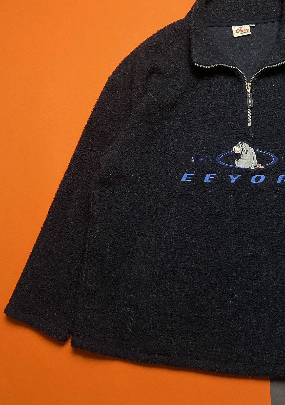 Disney EEYORE VINTAGE 90s Disney FLEECE Size US L / EU 52-54 / 3 - 4 Thumbnail