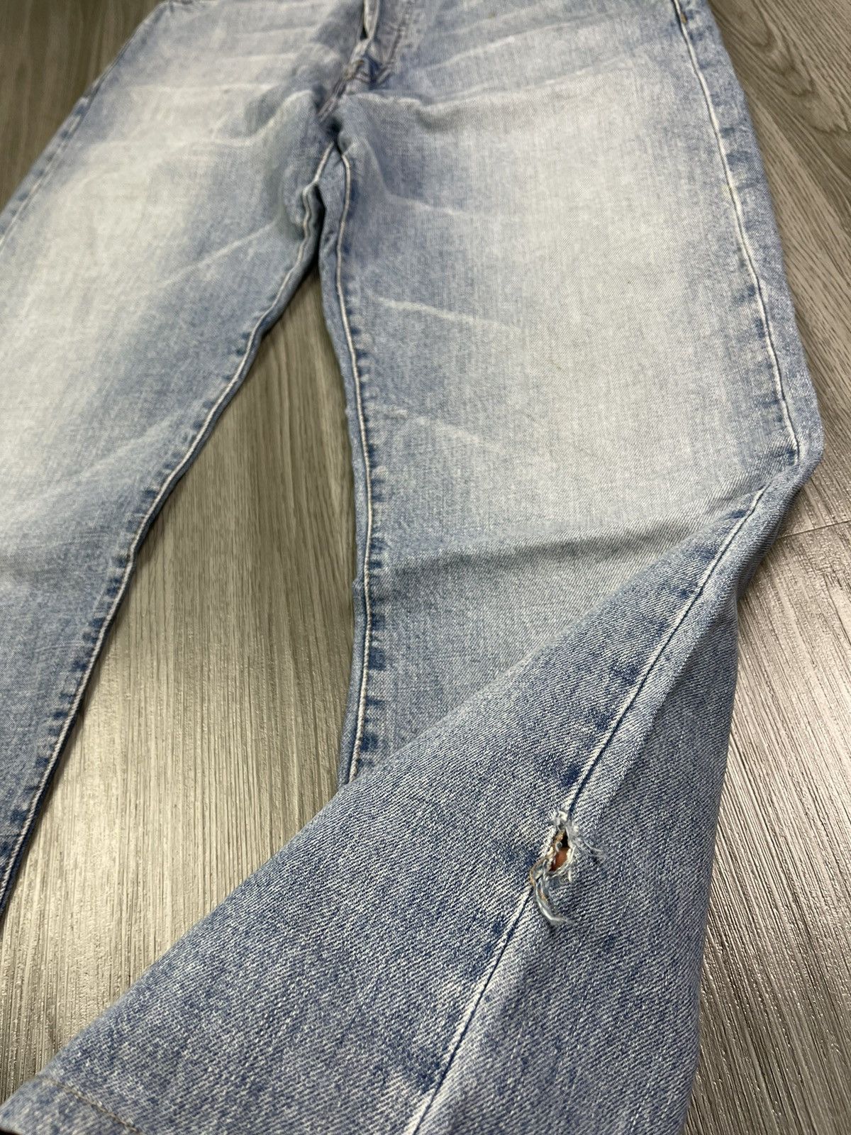 Vintage Gucci Back Buckle Distressed Denim Size US 30 / EU 46 - 8 Thumbnail