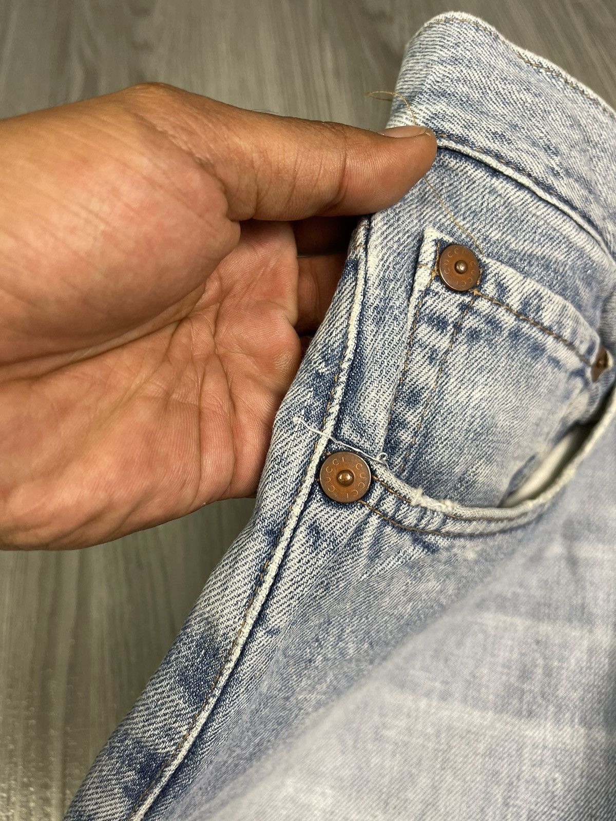 Vintage Gucci Back Buckle Distressed Denim Size US 30 / EU 46 - 7 Thumbnail