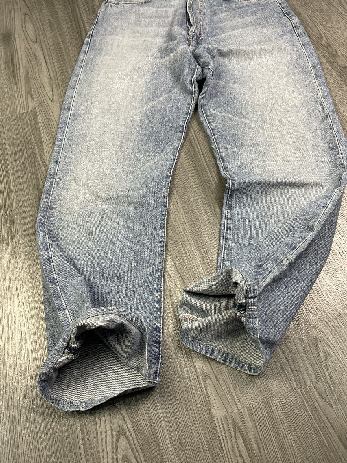 Vintage Gucci Back Buckle Distressed Denim Size US 30 / EU 46 - 9 Thumbnail