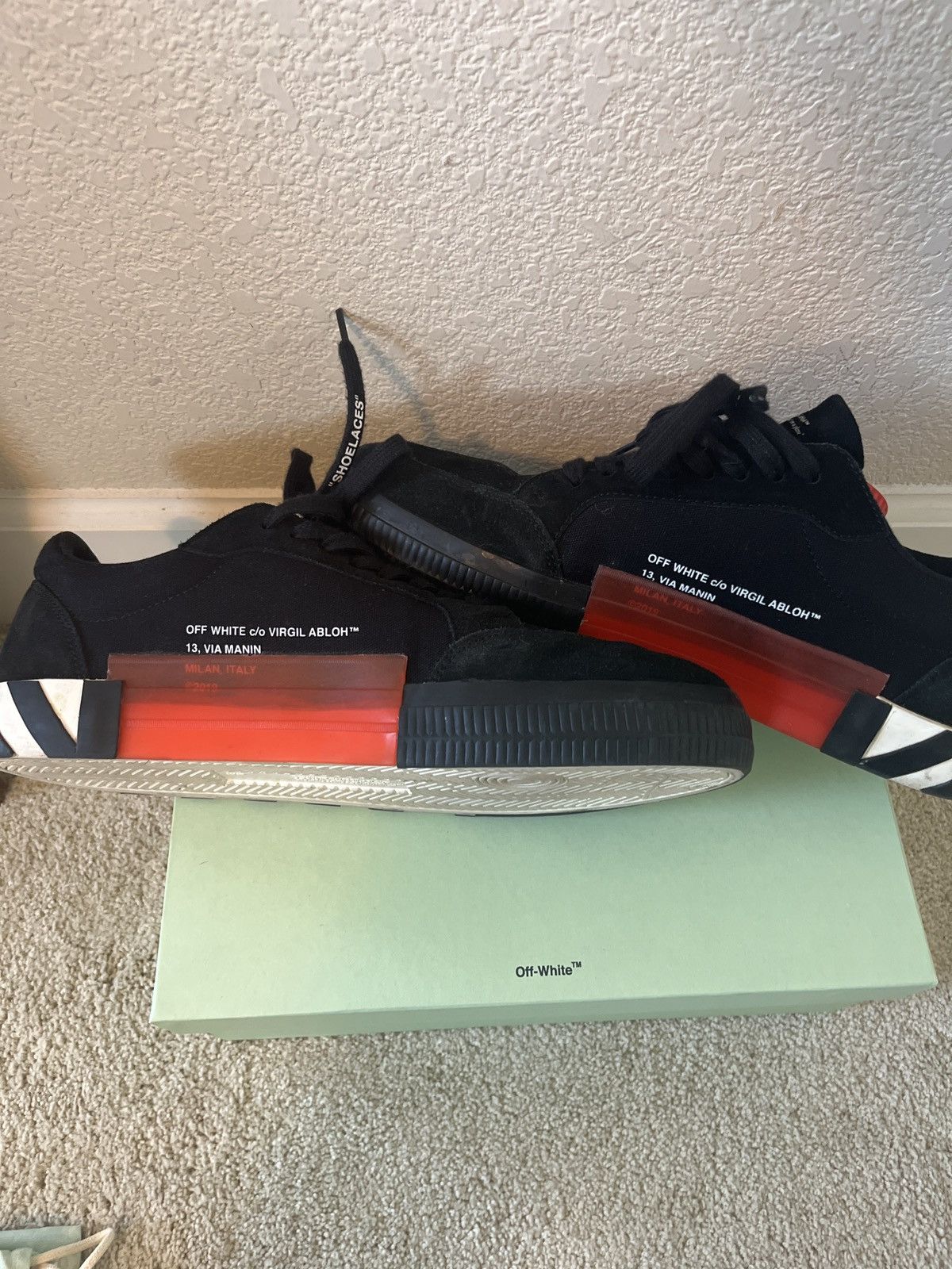 Off-White Off-White Low Vulcanized Black Fuchsia Arrows Size US 12.5 / EU 45-46 - 4 Thumbnail