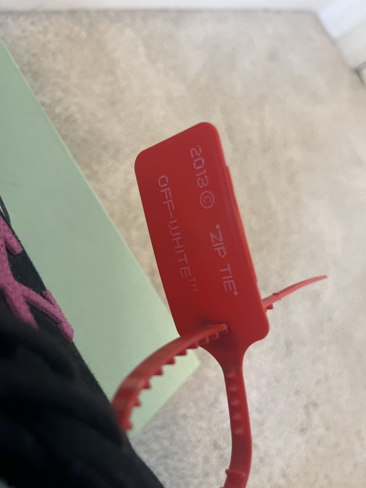 Off-White Off-White Low Vulcanized Black Fuchsia Arrows Size US 12.5 / EU 45-46 - 8 Thumbnail