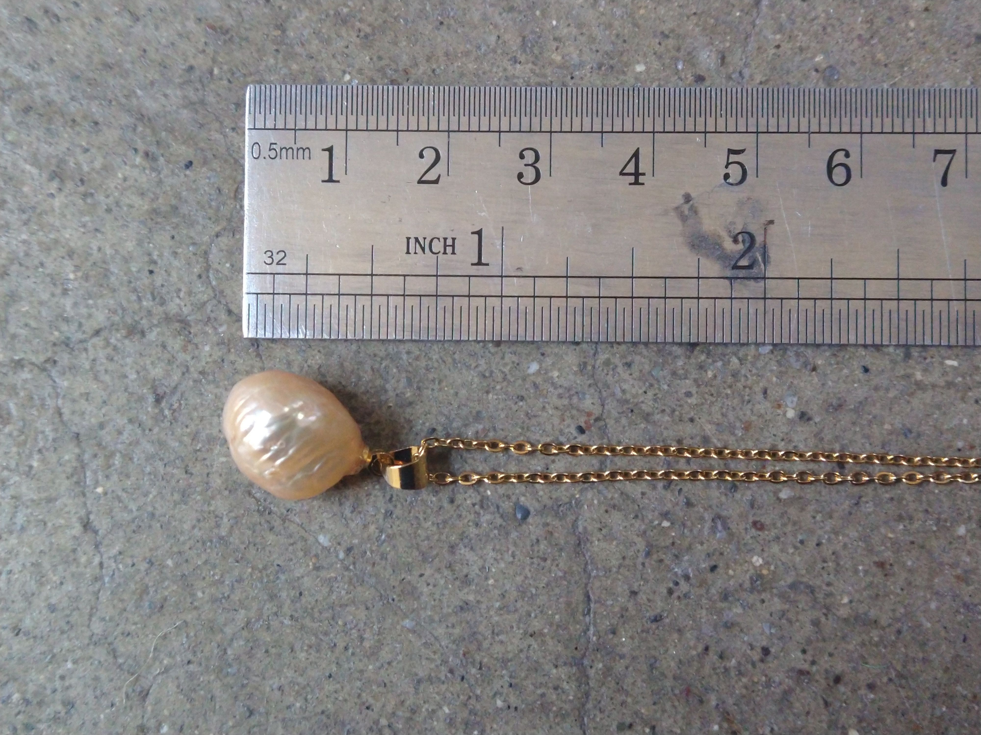 Jewelry Baroque Pearl Necklace Gold Tone Stainless Steel 18" Modern Size ONE SIZE - 10 Thumbnail