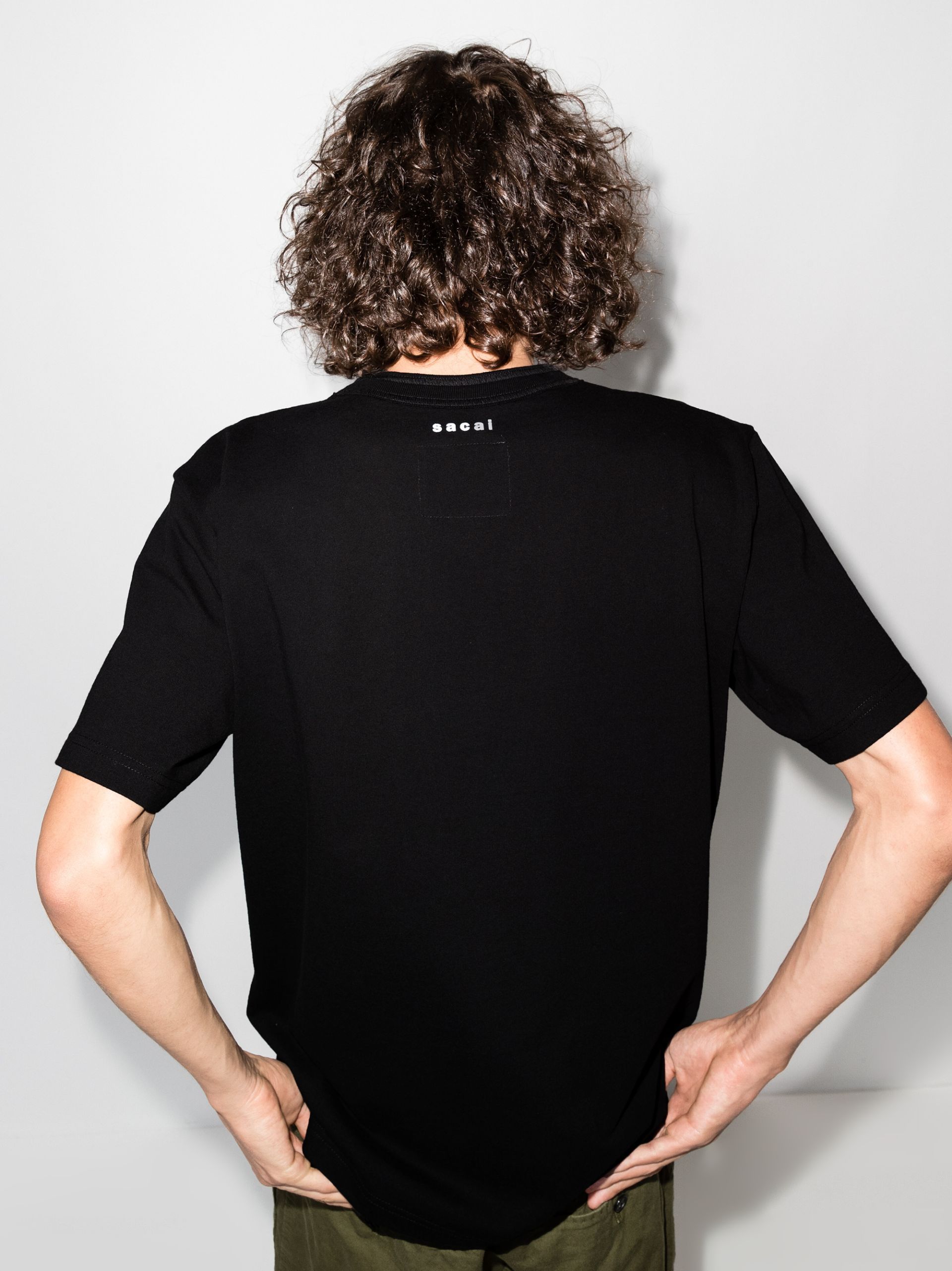 Kaws BNWT AW21 SACAI x KAWS FLOCKED LOGO PRINT TSHIRT BLACK 2 Size US M / EU 48-50 / 2 - 17 Thumbnail