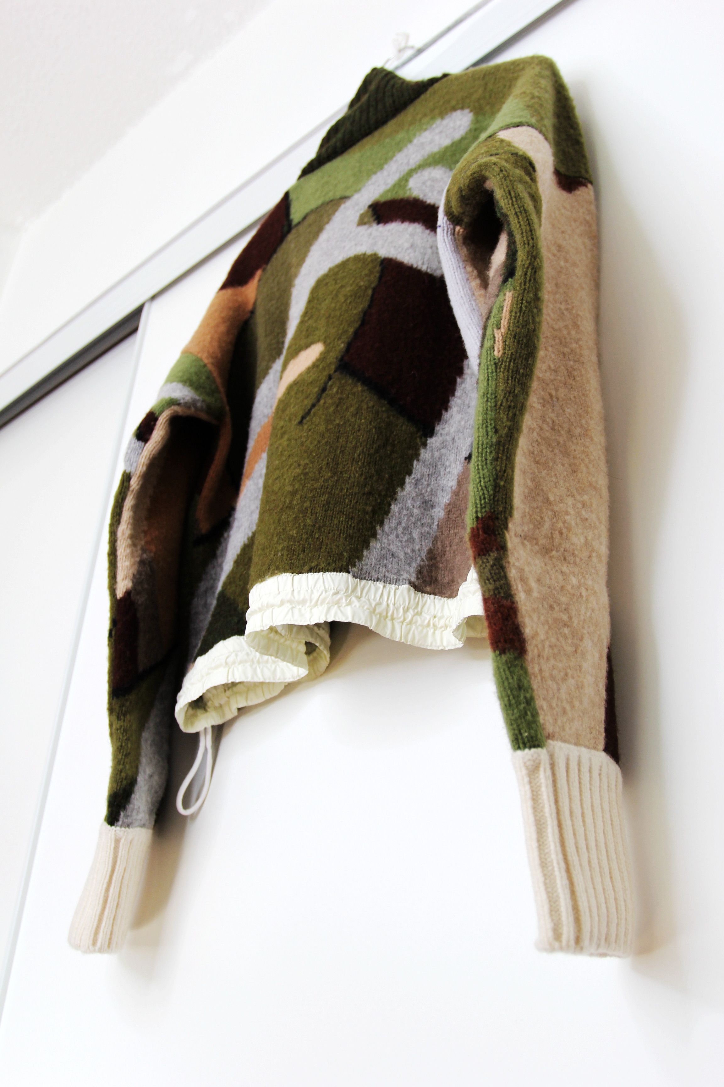 Kaws BNWT AW21 SACAI x KAWS CAMO KNIT SWEATER 3 Size L / US 10 / IT 46 - 8 Thumbnail