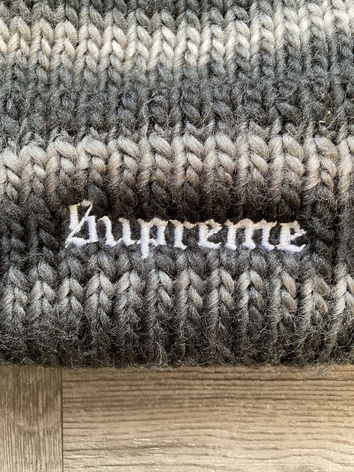 Supreme Supreme Ombré Stripe Beanie Black Size ONE SIZE - 2 Thumbnail