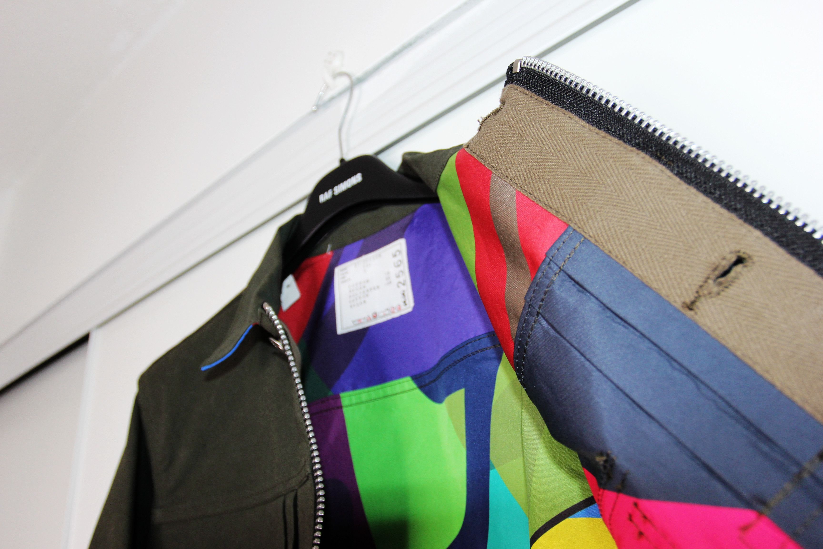 Kaws BNWT AW21 SACAI x KAWS PANELLED ZIP-UP JACKET 2 Size US M / EU 48-50 / 2 - 10 Thumbnail
