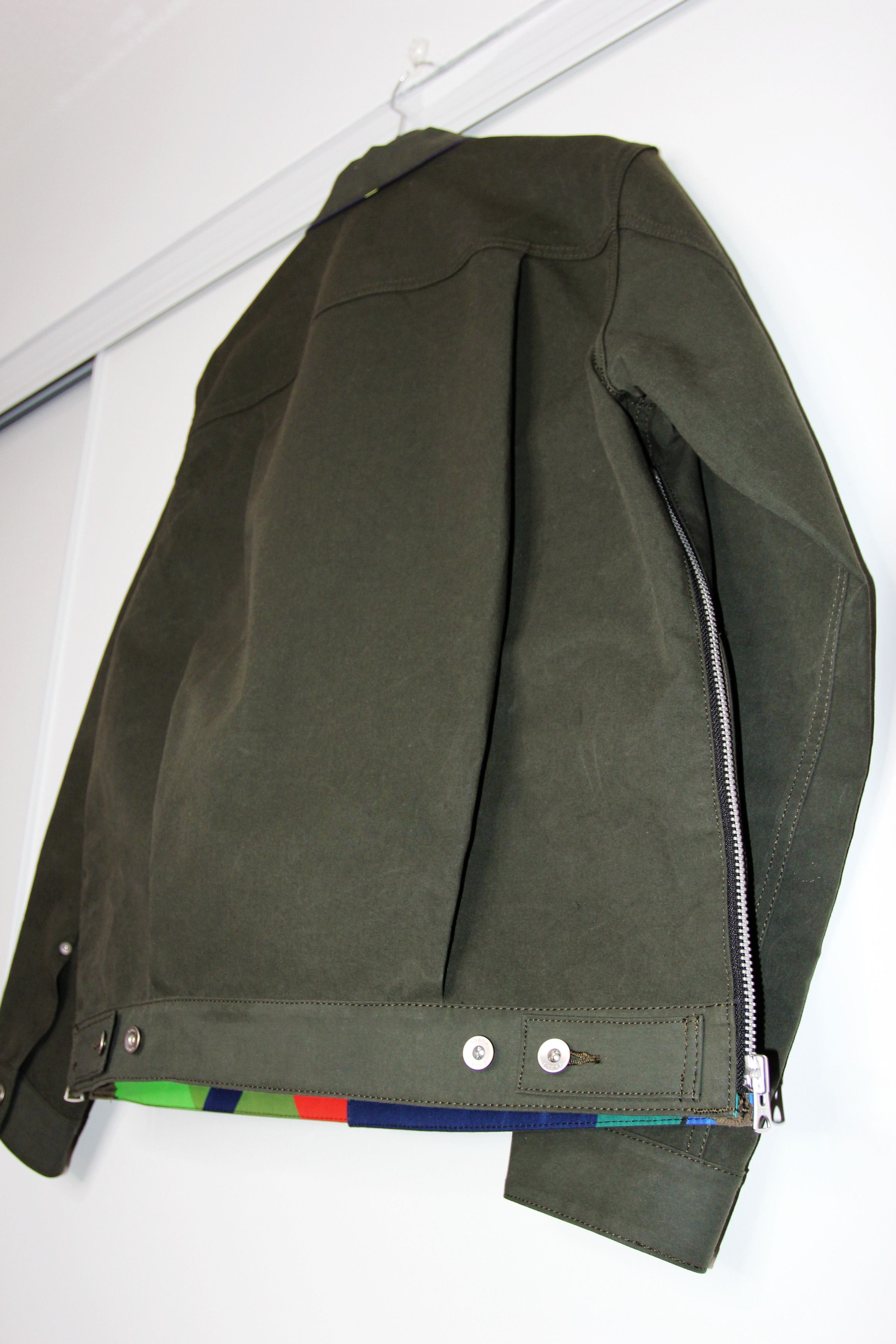 Kaws BNWT AW21 SACAI x KAWS PANELLED ZIP-UP JACKET 2 Size US M / EU 48-50 / 2 - 8 Thumbnail