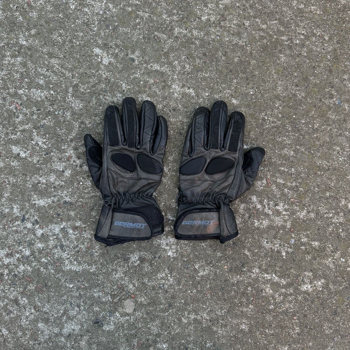 GOREWEAR Vintage Germot Bike Gloves Balenciaga Style Size ONE SIZE - 1 Thumbnail