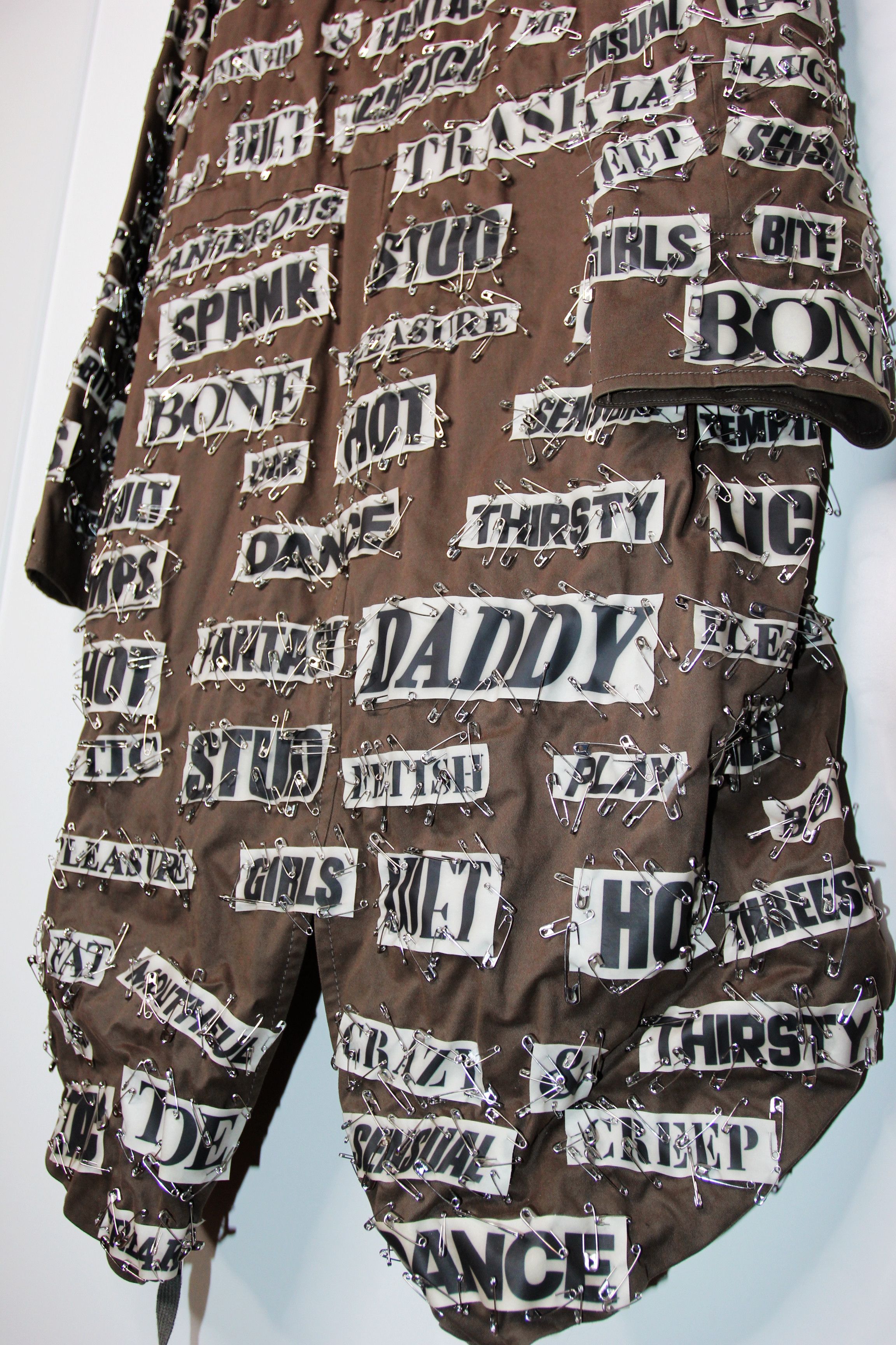 Moschino BNWT AW18 MOSCHINO COUTURE! PAPERCLIPS PARKA COAT 50 Size US M / EU 48-50 / 2 - 12 Thumbnail