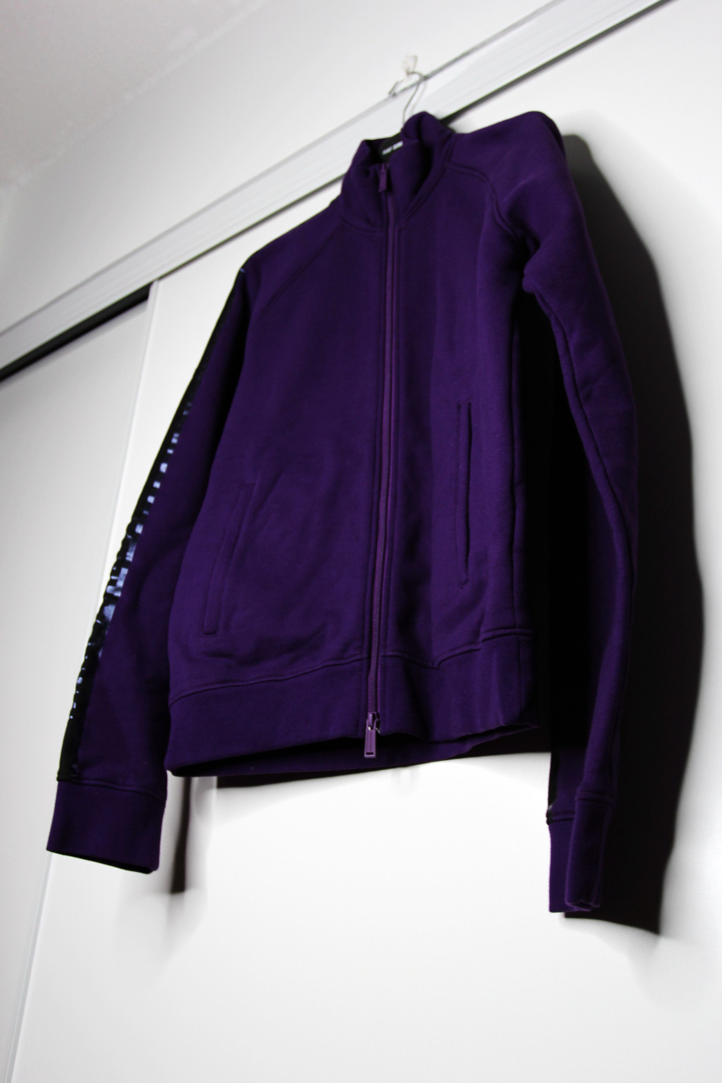Dsquared2 BNWT AW21 DSQUARED2 TAPE ZIP SWEATSHIRT JACKET L Size US L / EU 52-54 / 3 - 5 Thumbnail