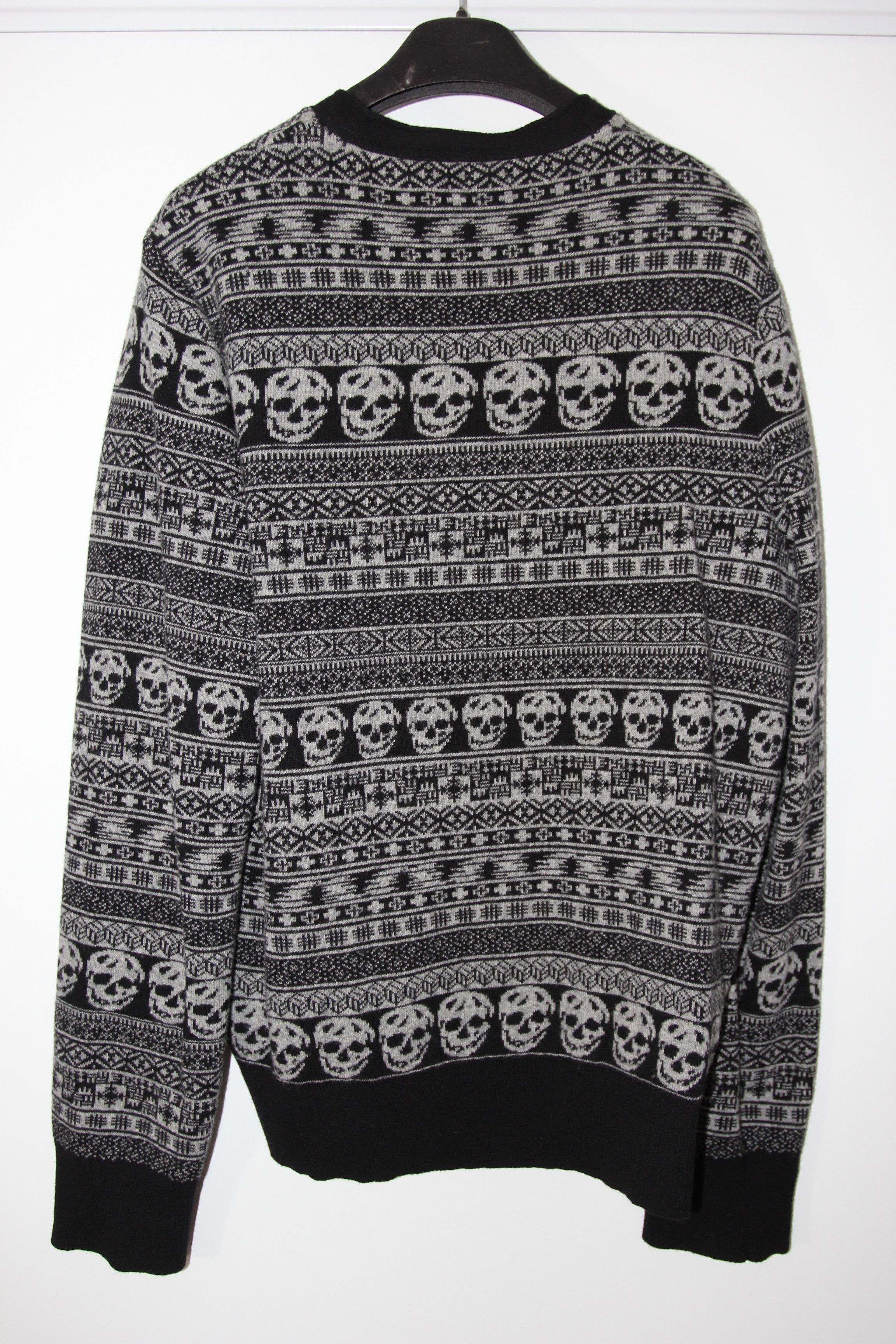 Alexander McQueen AW06 ALEXANDER MCQUEEN CAVIAR SKULL KNIT CARDIGAN L Size US L / EU 52-54 / 3 - 3 Thumbnail