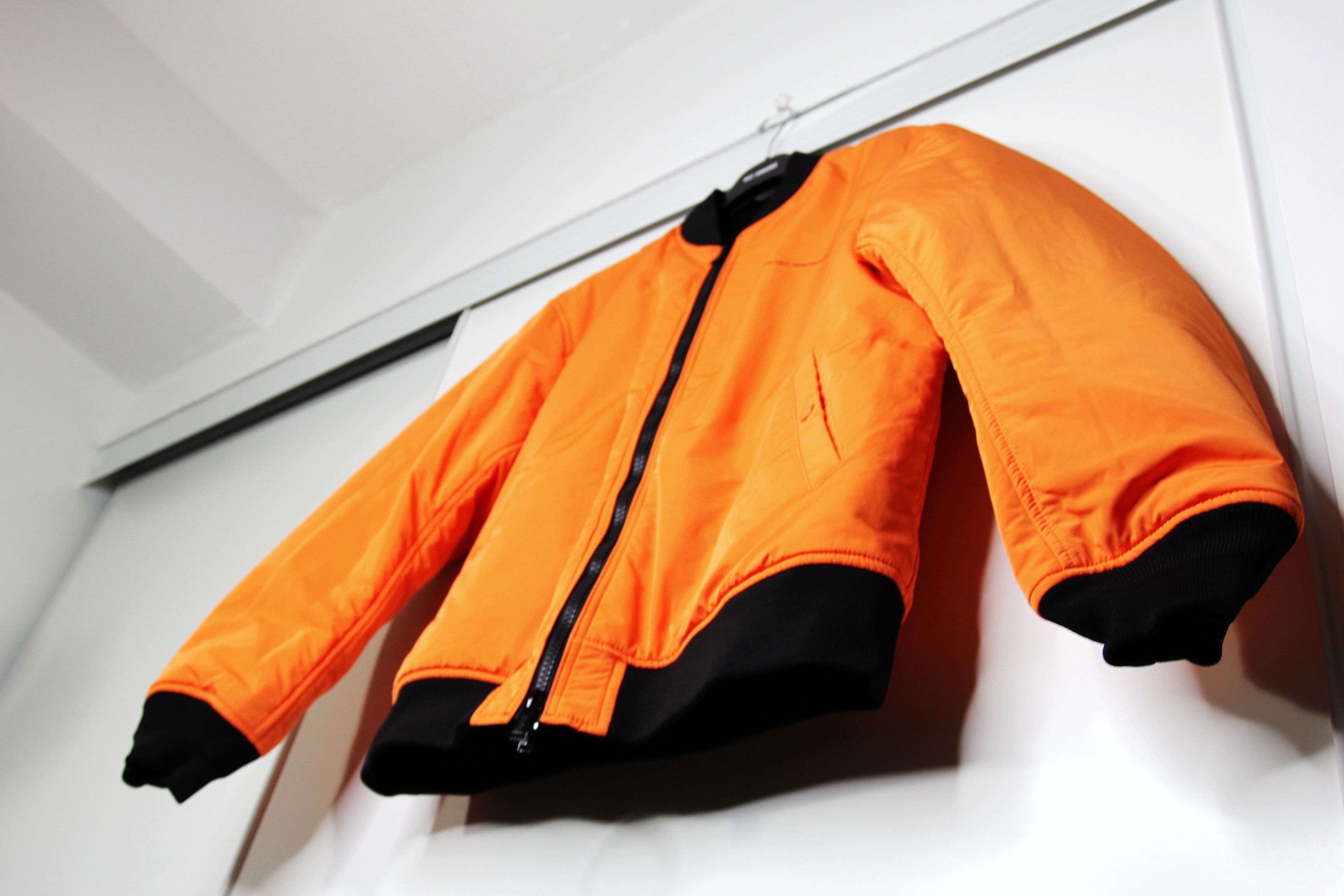 Undercover BNWT AW20 UNDERCOVER FALLEN MAN REVERSIBLE BOMBER JACKET 1 Size US S / EU 44-46 / 1 - 13 Thumbnail