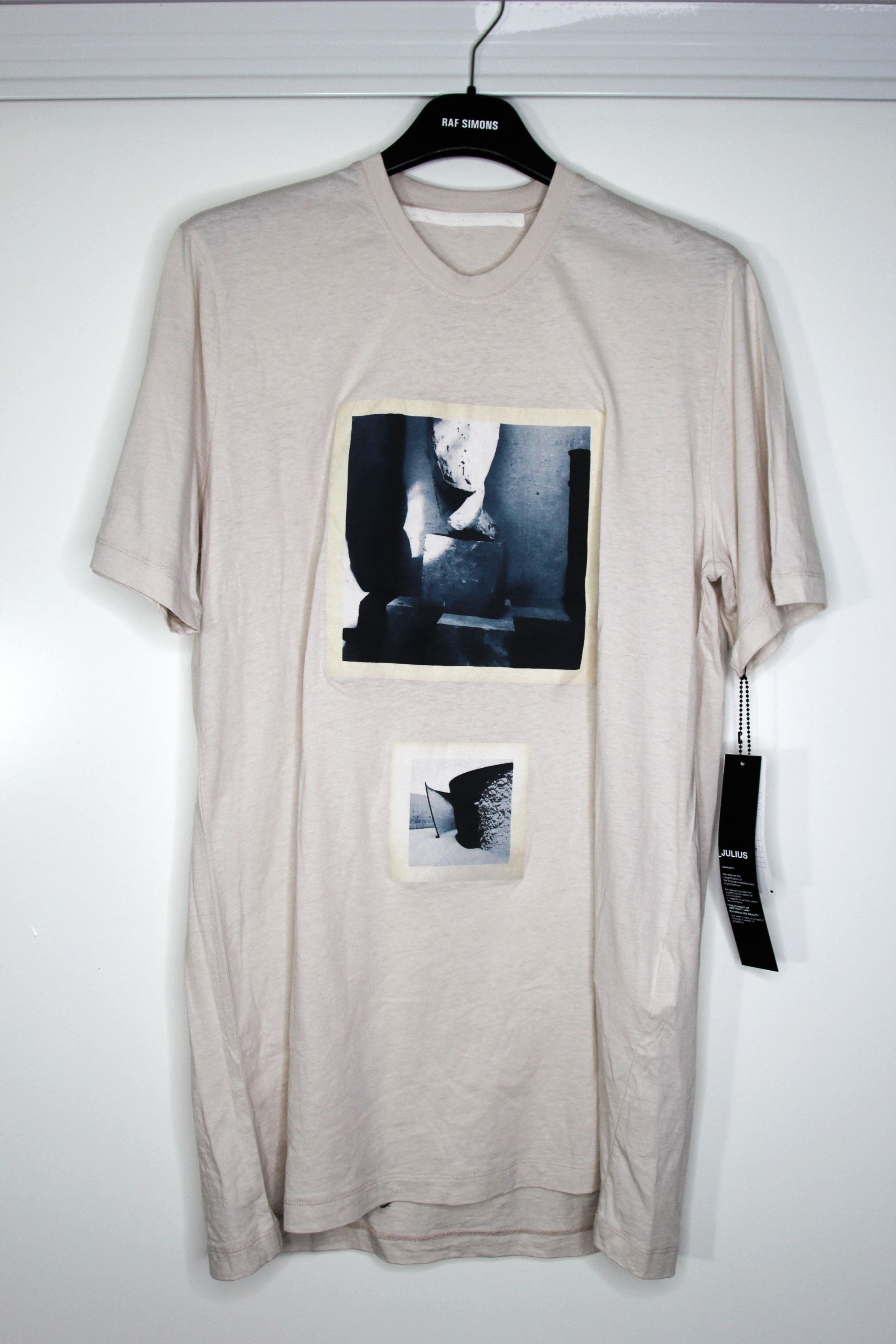 BNWT SS20 JULIUS AFANGAR GRAPHIC IVORY TSHIRT 2