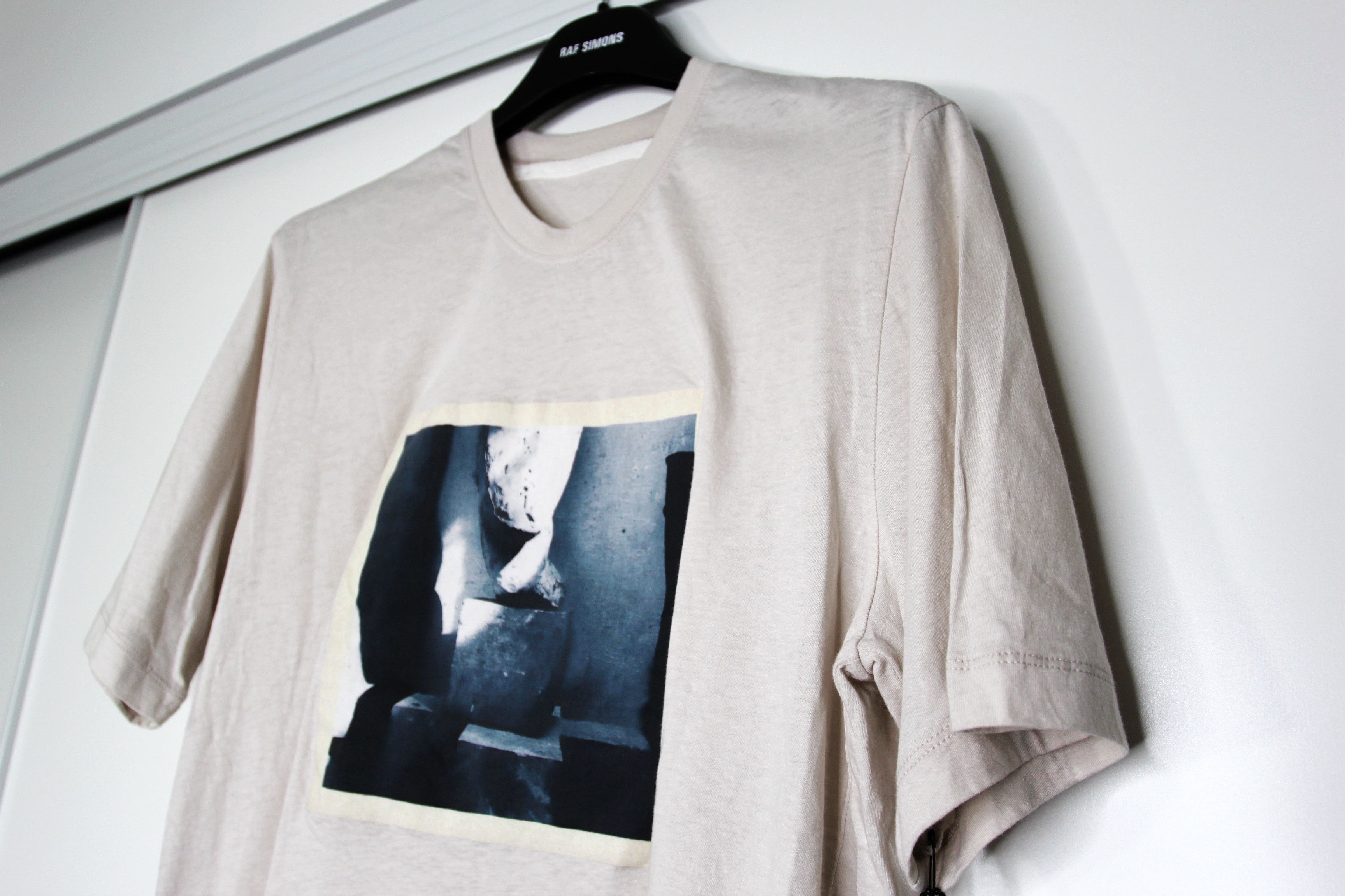 BNWT SS20 JULIUS AFANGAR GRAPHIC IVORY TSHIRT 2
