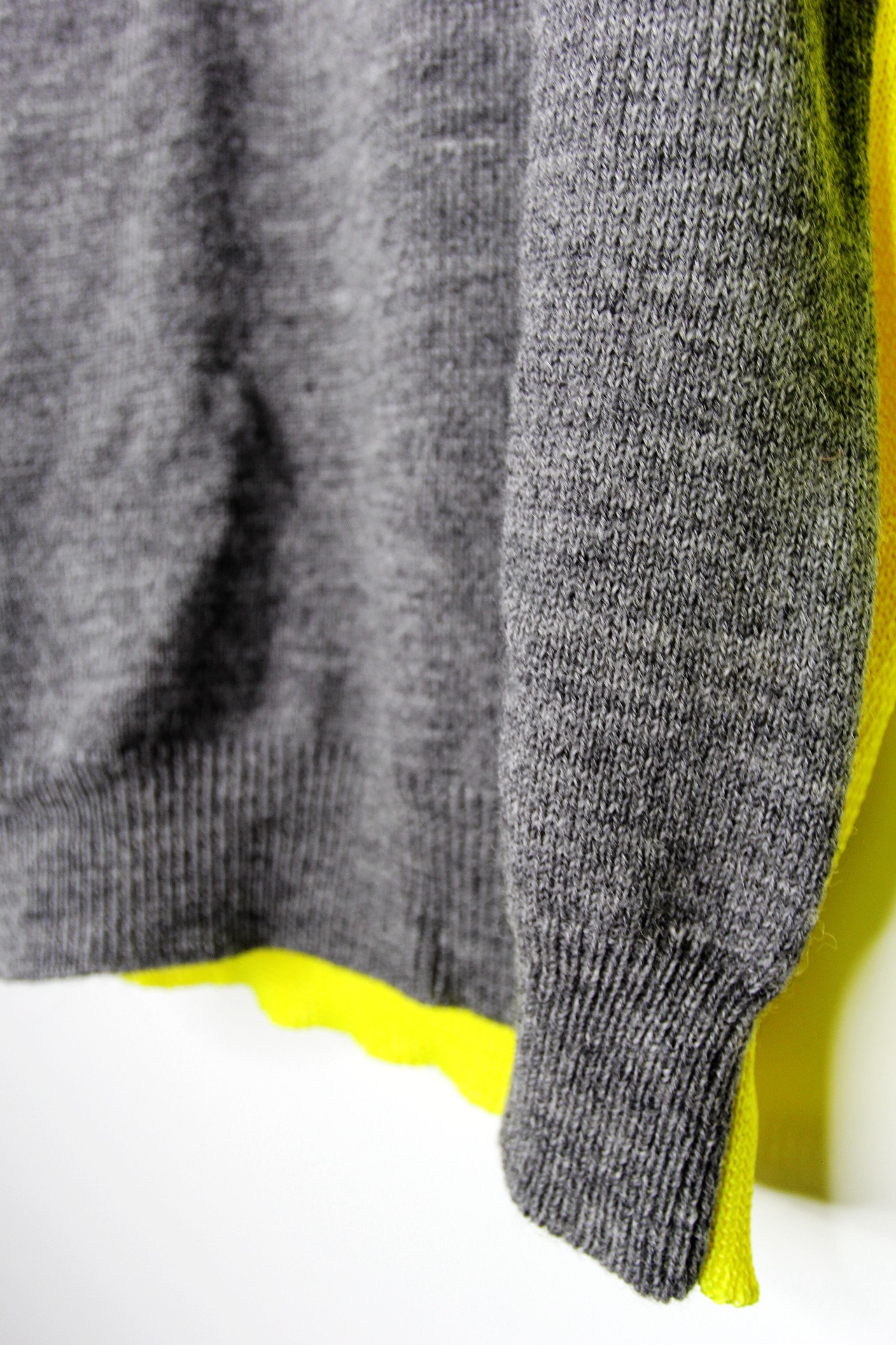 Junya Watanabe BNWT AW18 JUNYA WATANABE TWO TONE FLORESCENT SWEATER S Size US S / EU 44-46 / 1 - 5 Thumbnail