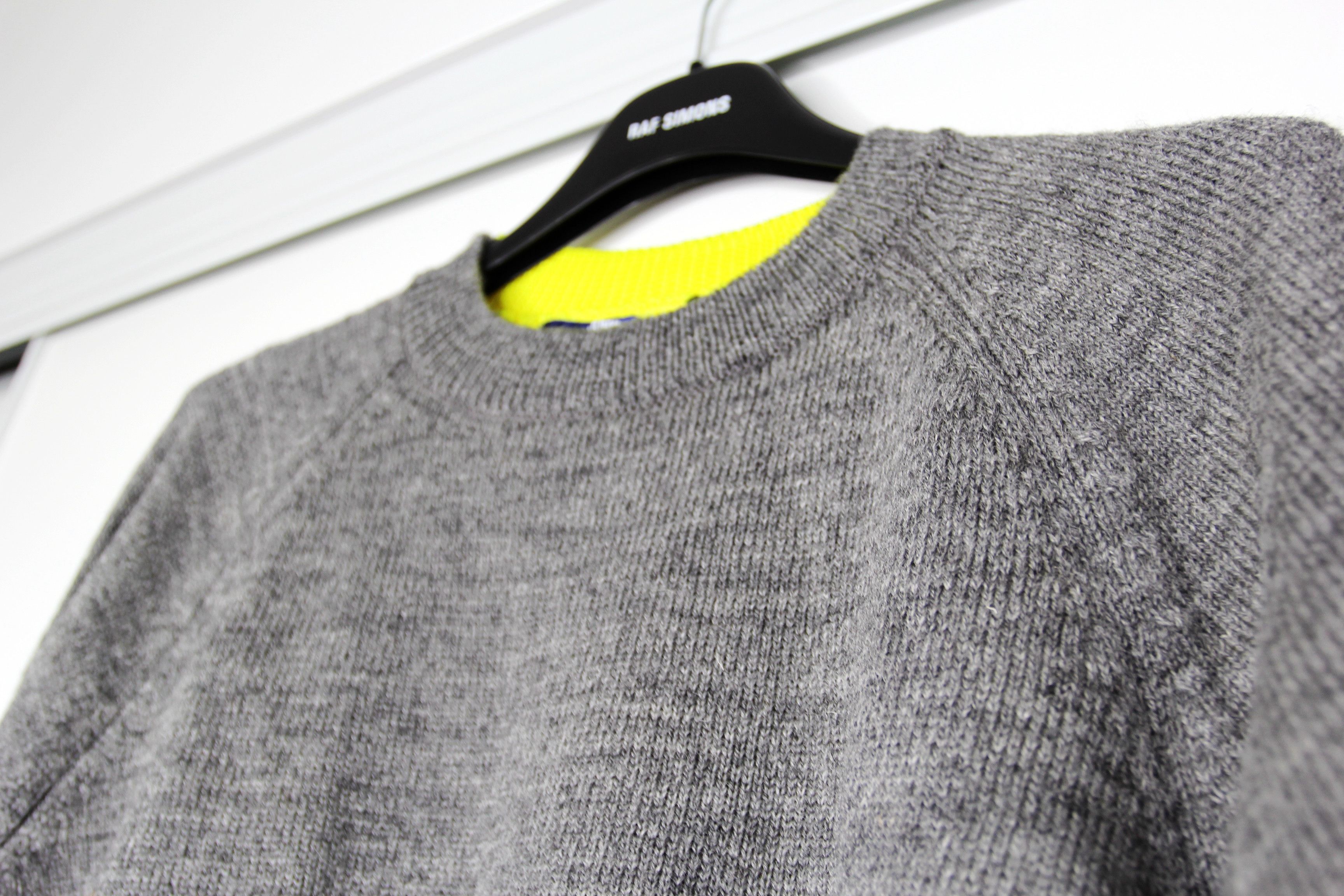Junya Watanabe BNWT AW18 JUNYA WATANABE TWO TONE FLORESCENT SWEATER S Size US S / EU 44-46 / 1 - 4 Thumbnail