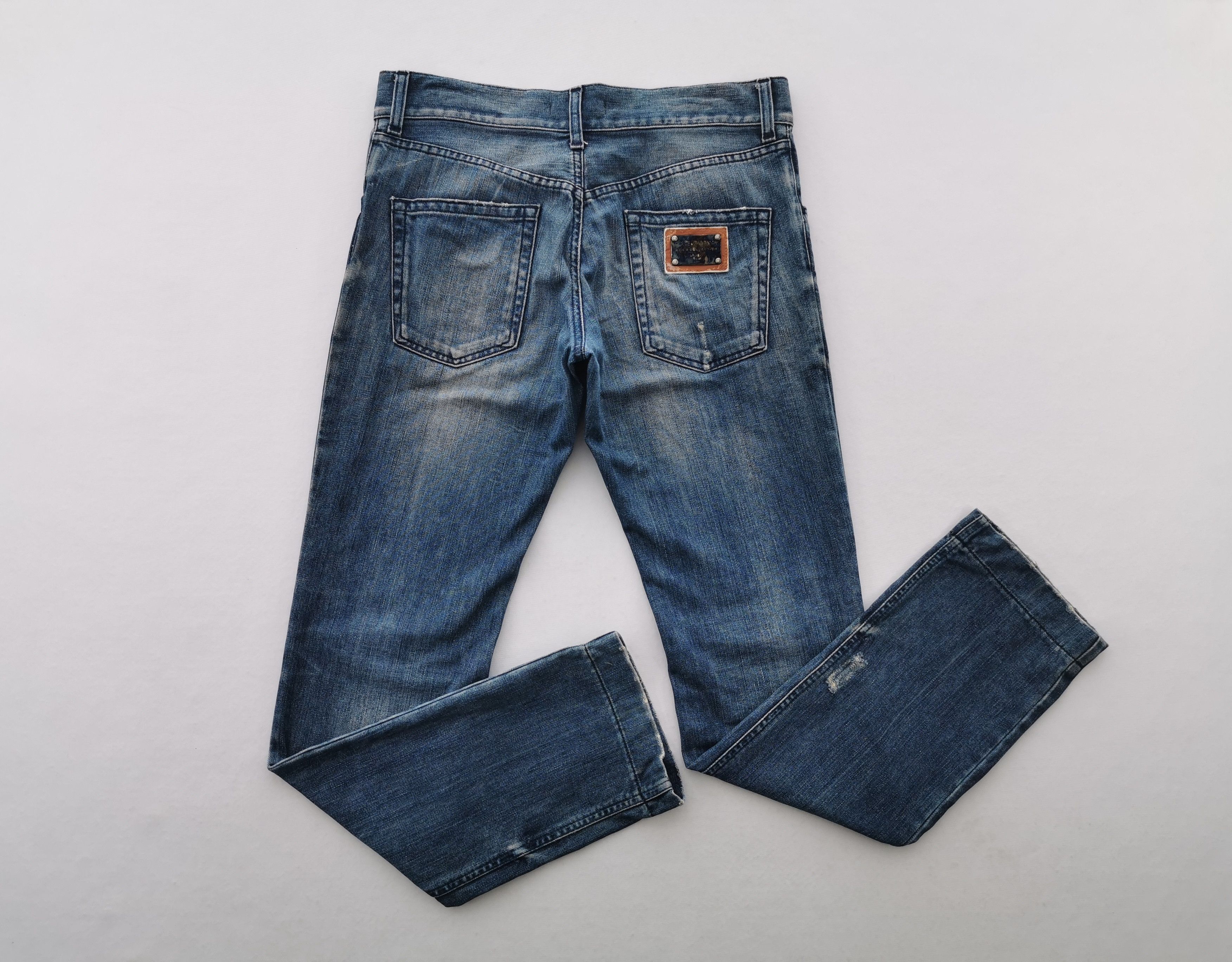 デニム・ジーパン DOLCE  GABBANA Women Denim Pants FTC8CD G8MB2S9001 Blue Denim jeans with rips in Blue for Women | Dolce&Gabbana® US