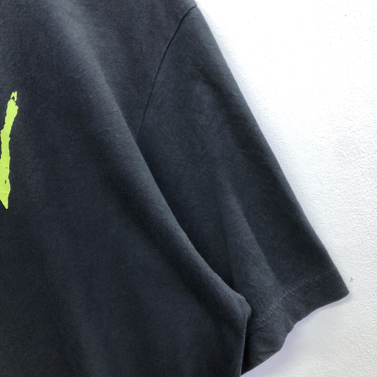 Anime Yu Yu Hakusho Raizen Anime X Uniqlo Tshirt Size US L / EU 52-54 / 3 - 5 Thumbnail